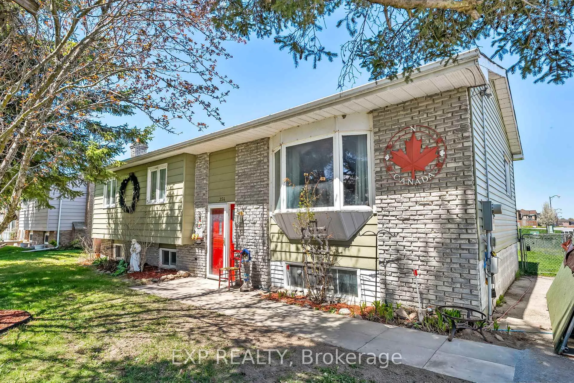 Photo 1 of 354 Lakeland Crescent, Brock, Beaverton — HOMEH