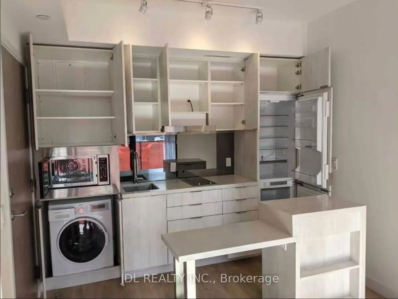 Photo 2 of Unit 1516, 215 Queen Street W, Toronto, Waterfront Communities — HOMEH