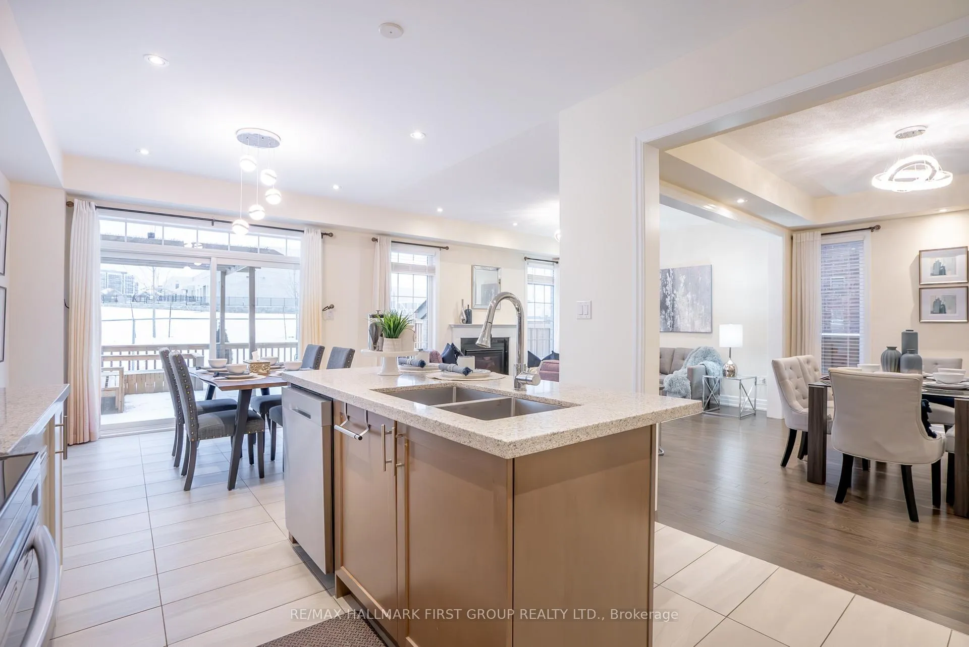 Photo 5 of 2388 Secreto Drive, Oshawa, Windfields — HOMEH