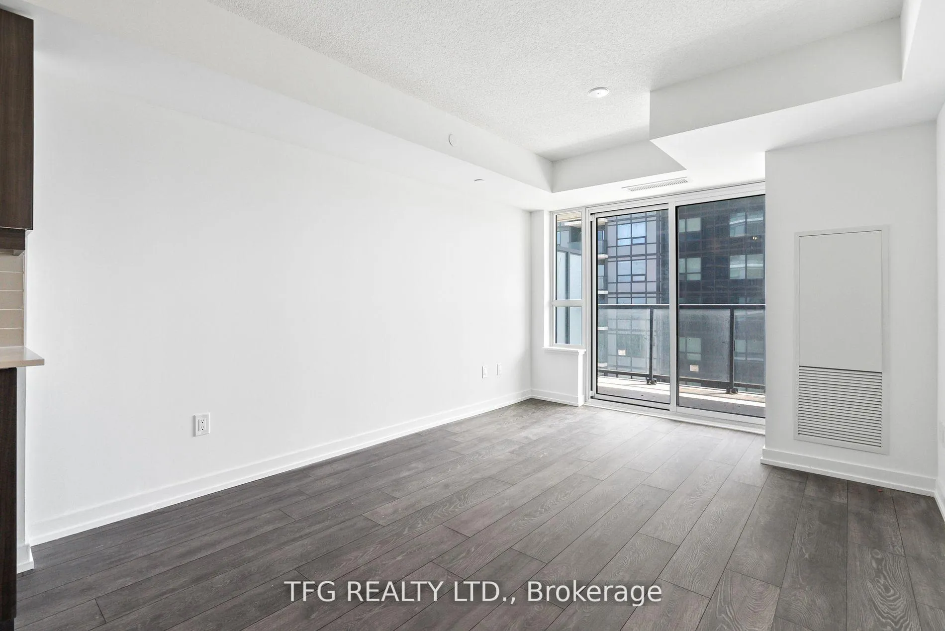 Photo 10 of Unit 1104, 1455 Celebration Drive, Pickering, Bay Ridges — HOMEH