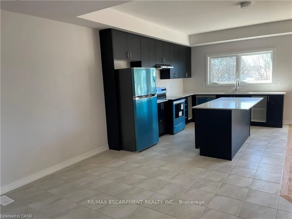 Photo 3 of 26 Trailside Drive, Haldimand — HOMEH