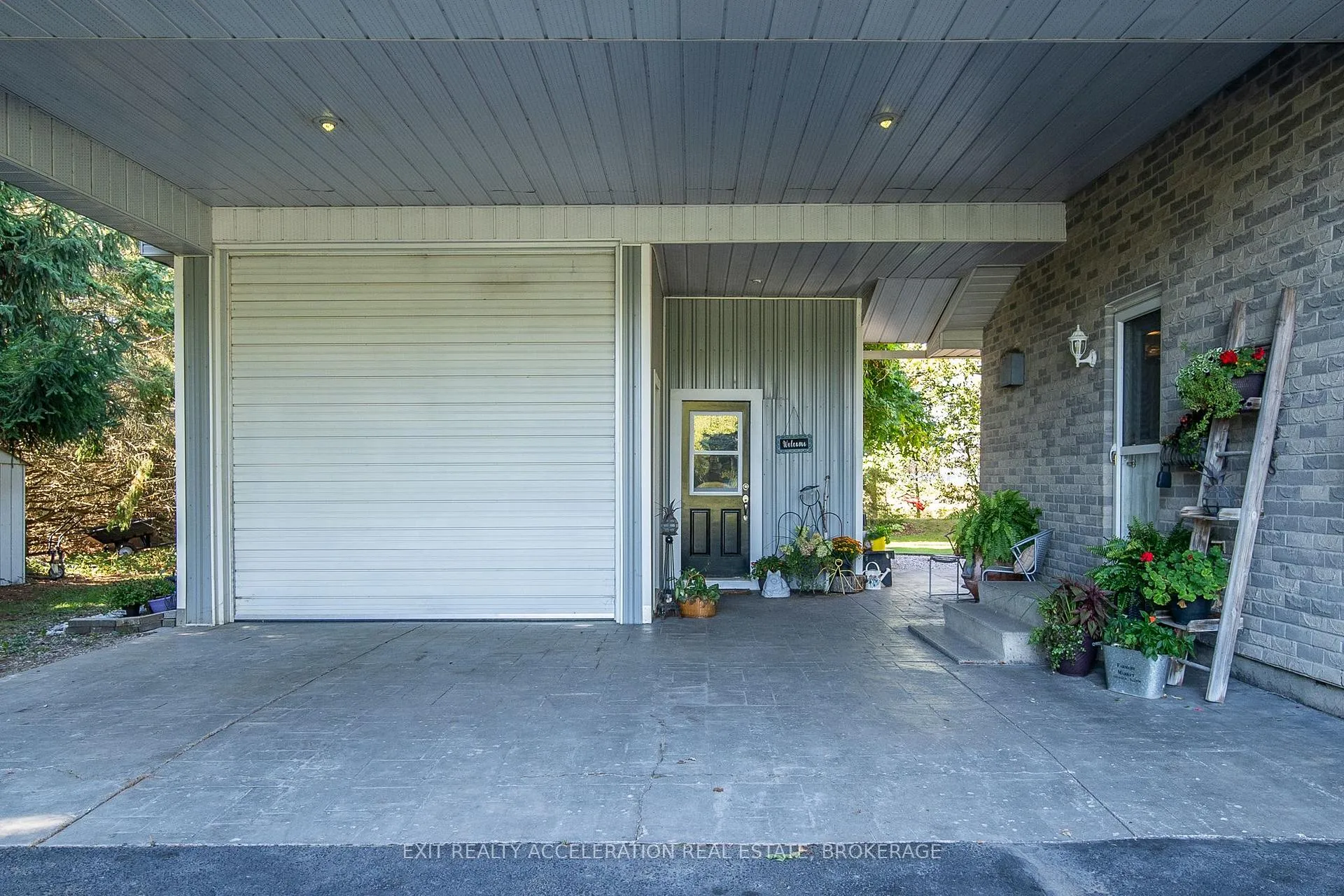 Photo 23 of 35 Riverview Drive, Greater Napanee — HOMEH