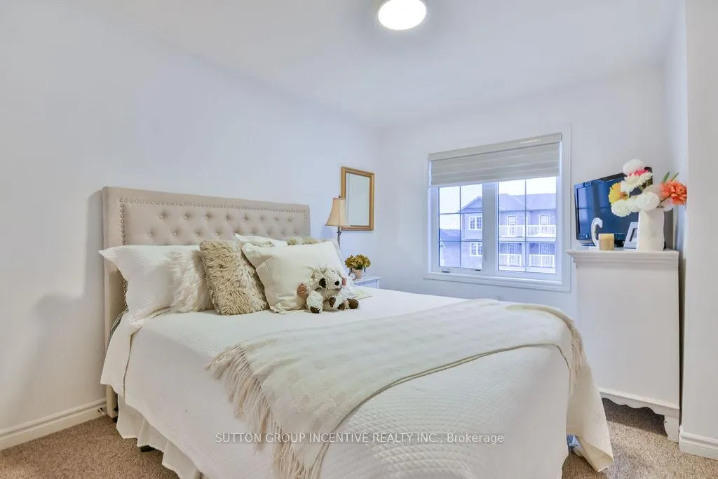 Photo 21 of 2195 Grainger Loop, Innisfil, Alcona — HOMEH