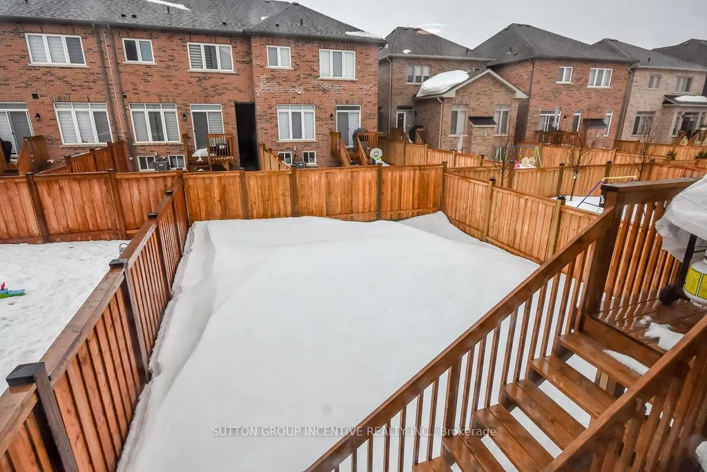 Photo 25 of 2195 Grainger Loop, Innisfil, Alcona — HOMEH