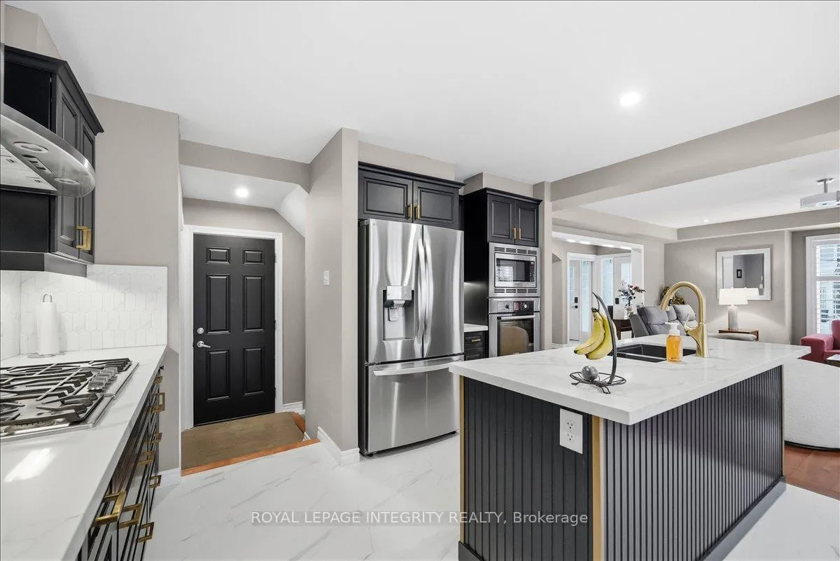 Photo 10 of 600 Calla Lily Terrace, Ottawa, Notting Hill/Summerside — HOMEH