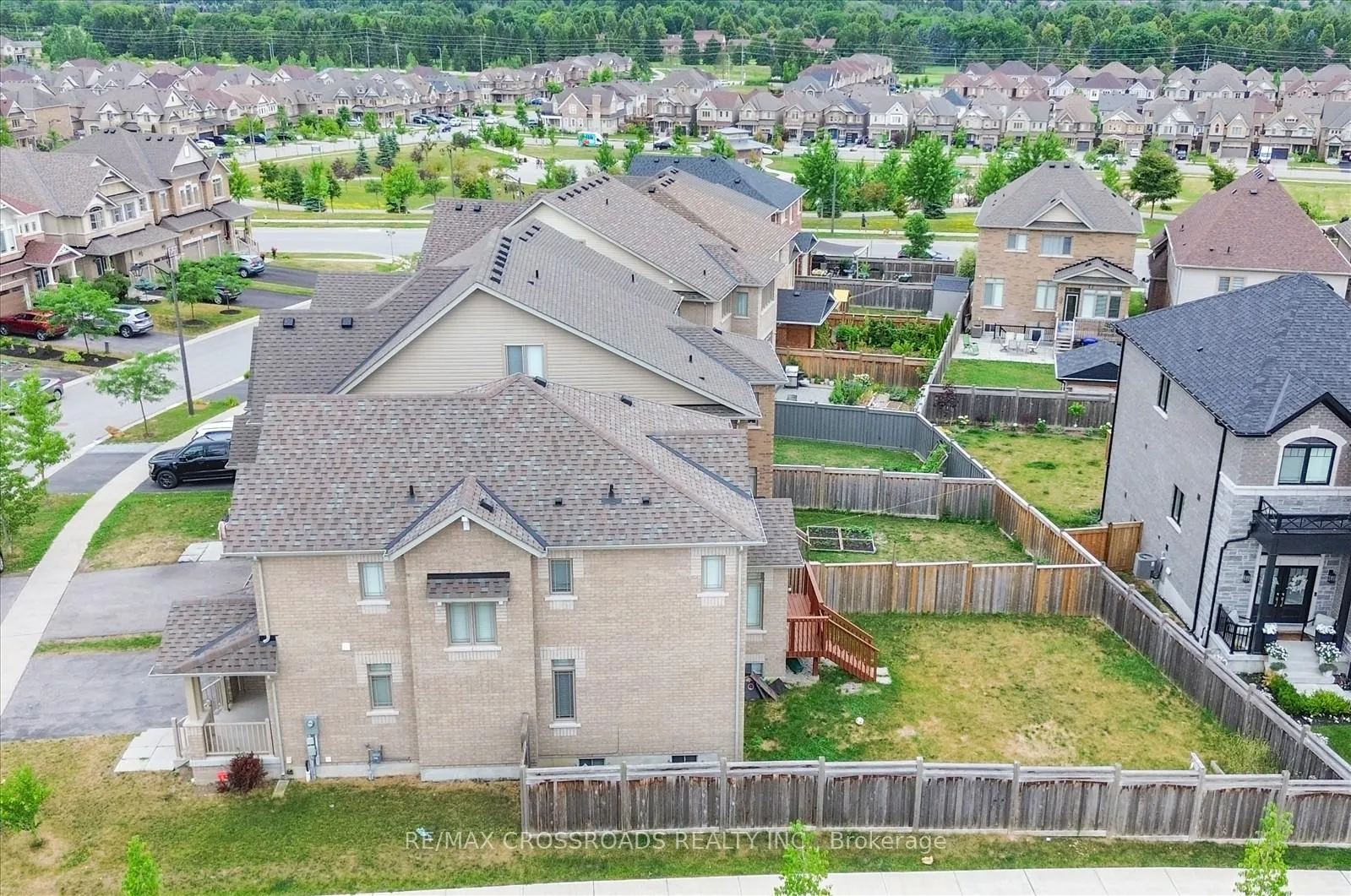 Photo 5 of 2 Parker Lane, New Tecumseth, Alliston — HOMEH