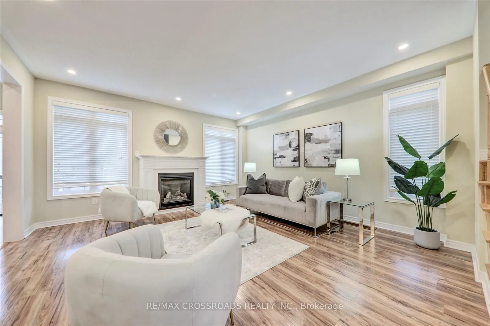 Photo 10 of 2 Parker Lane, New Tecumseth, Alliston — HOMEH