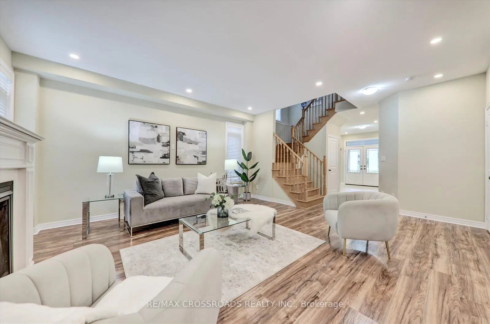 Photo 11 of 2 Parker Lane, New Tecumseth, Alliston — HOMEH