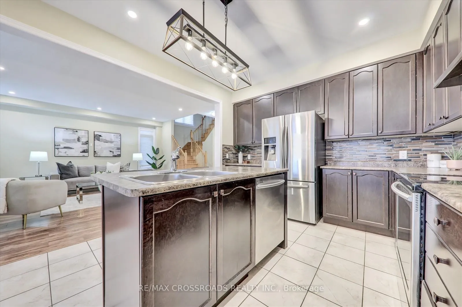 Photo 16 of 2 Parker Lane, New Tecumseth, Alliston — HOMEH