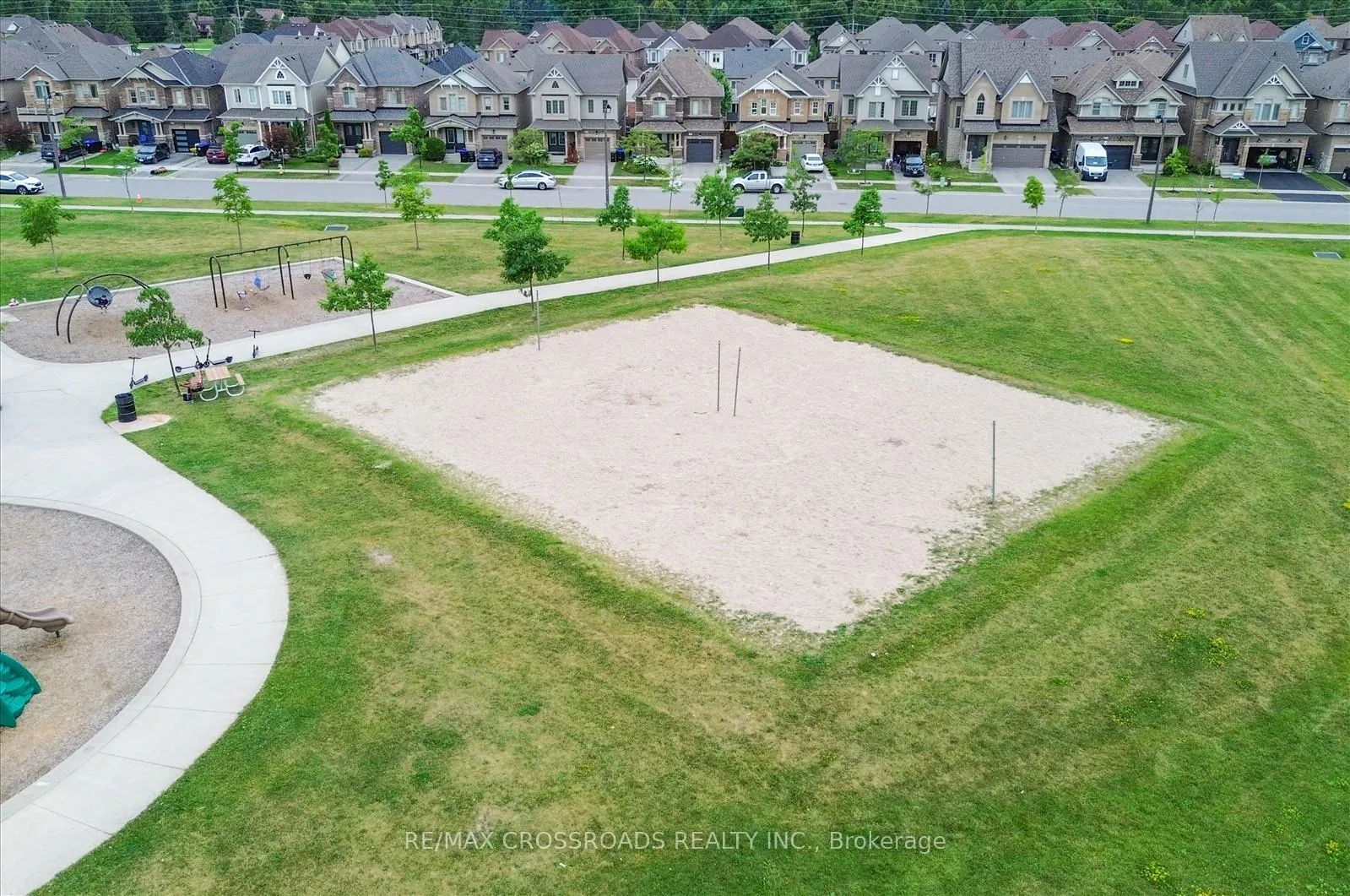 Photo 42 of 2 Parker Lane, New Tecumseth, Alliston — HOMEH
