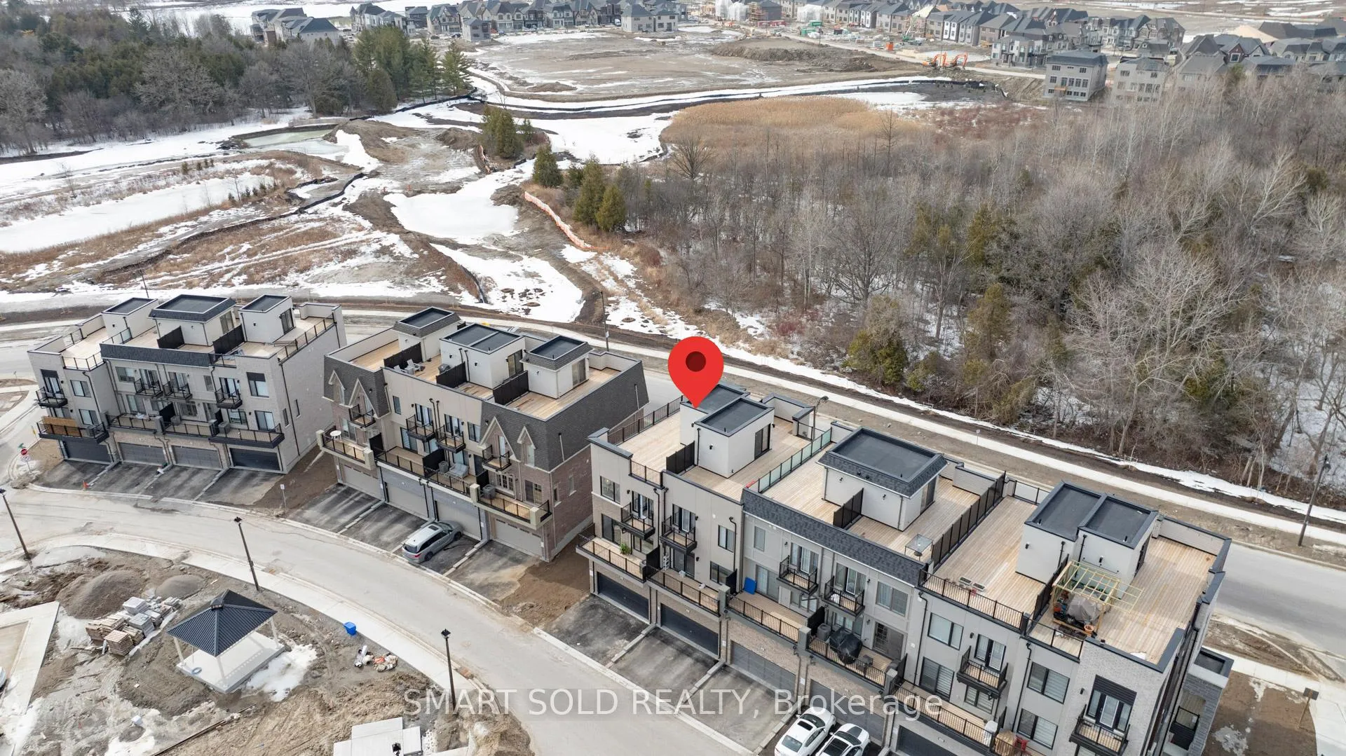Photo 4 of 129 Yorkton Boulevard, Markham, Angus Glen — HOMEH