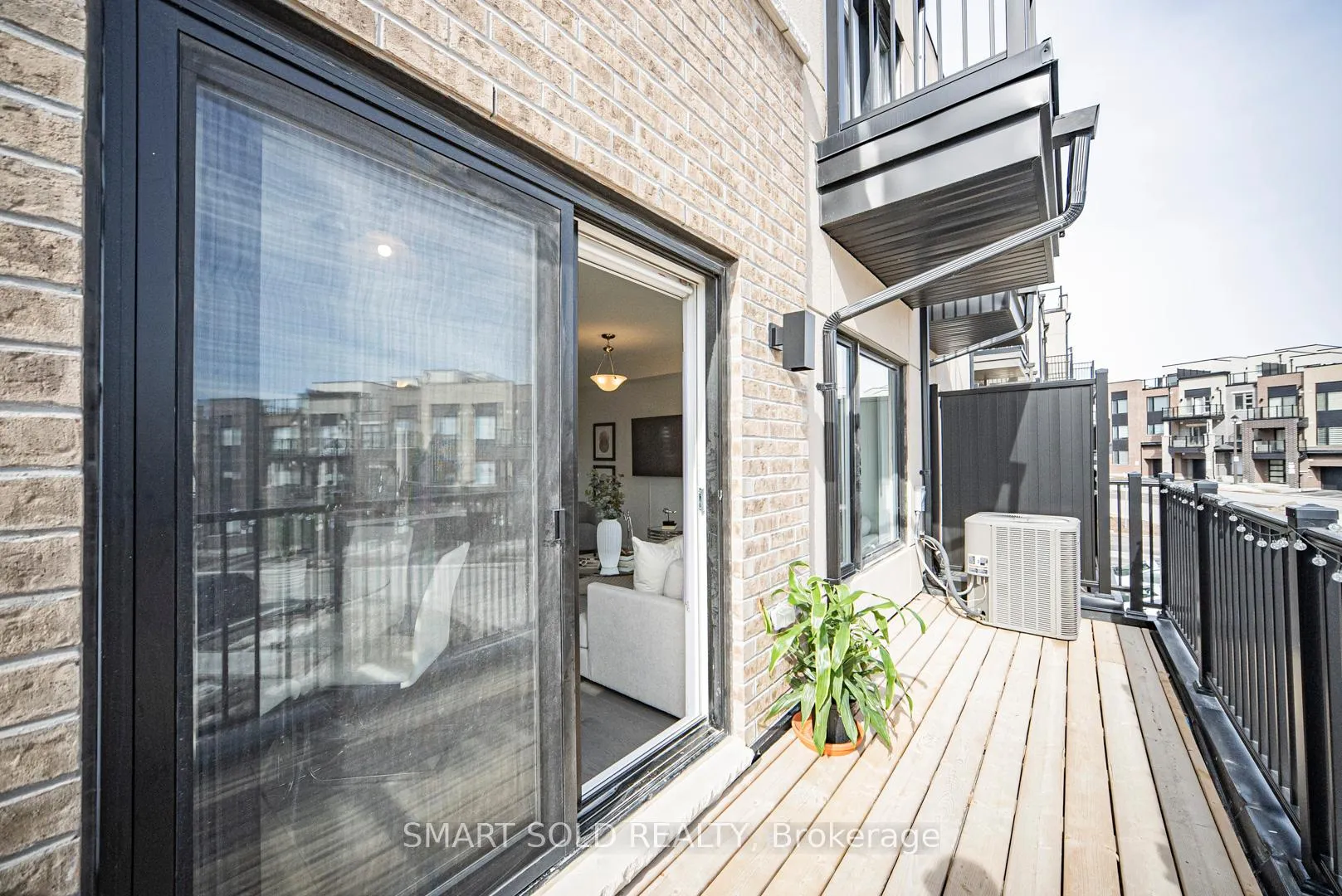 Photo 23 of 129 Yorkton Boulevard, Markham, Angus Glen — HOMEH