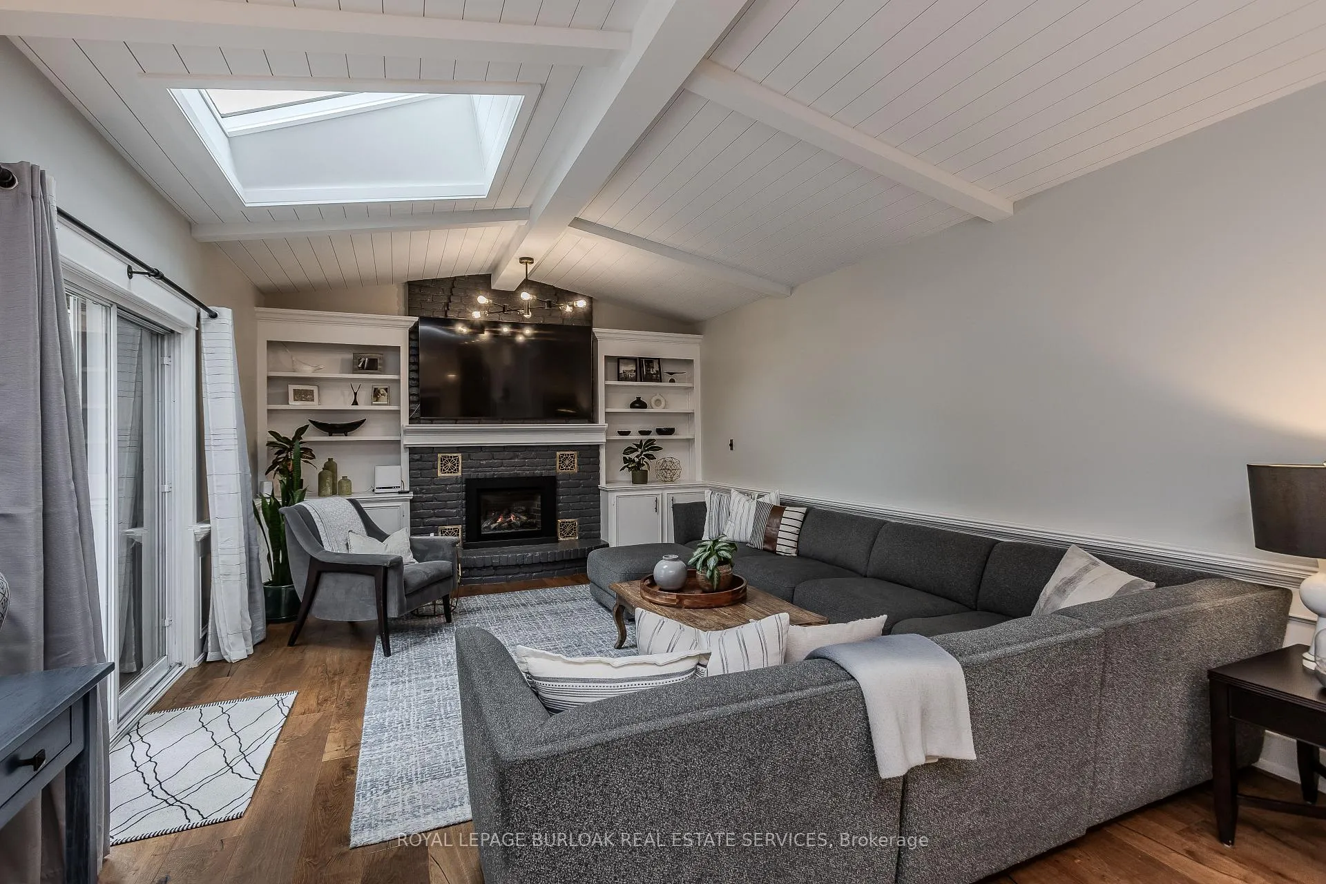 Photo 19 of 6 Carl Crescent, Hamilton, Waterdown — HOMEH