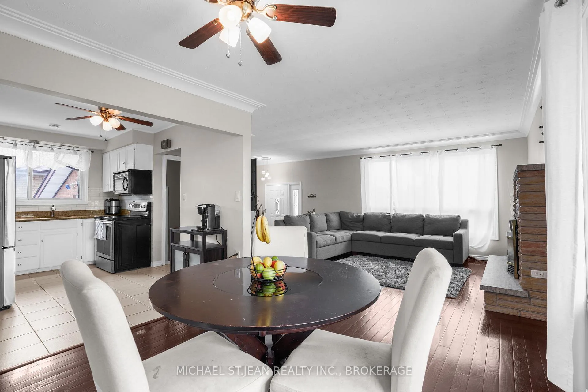 Photo 14 of 149 Greenford Drive, Hamilton, Greenford — HOMEH