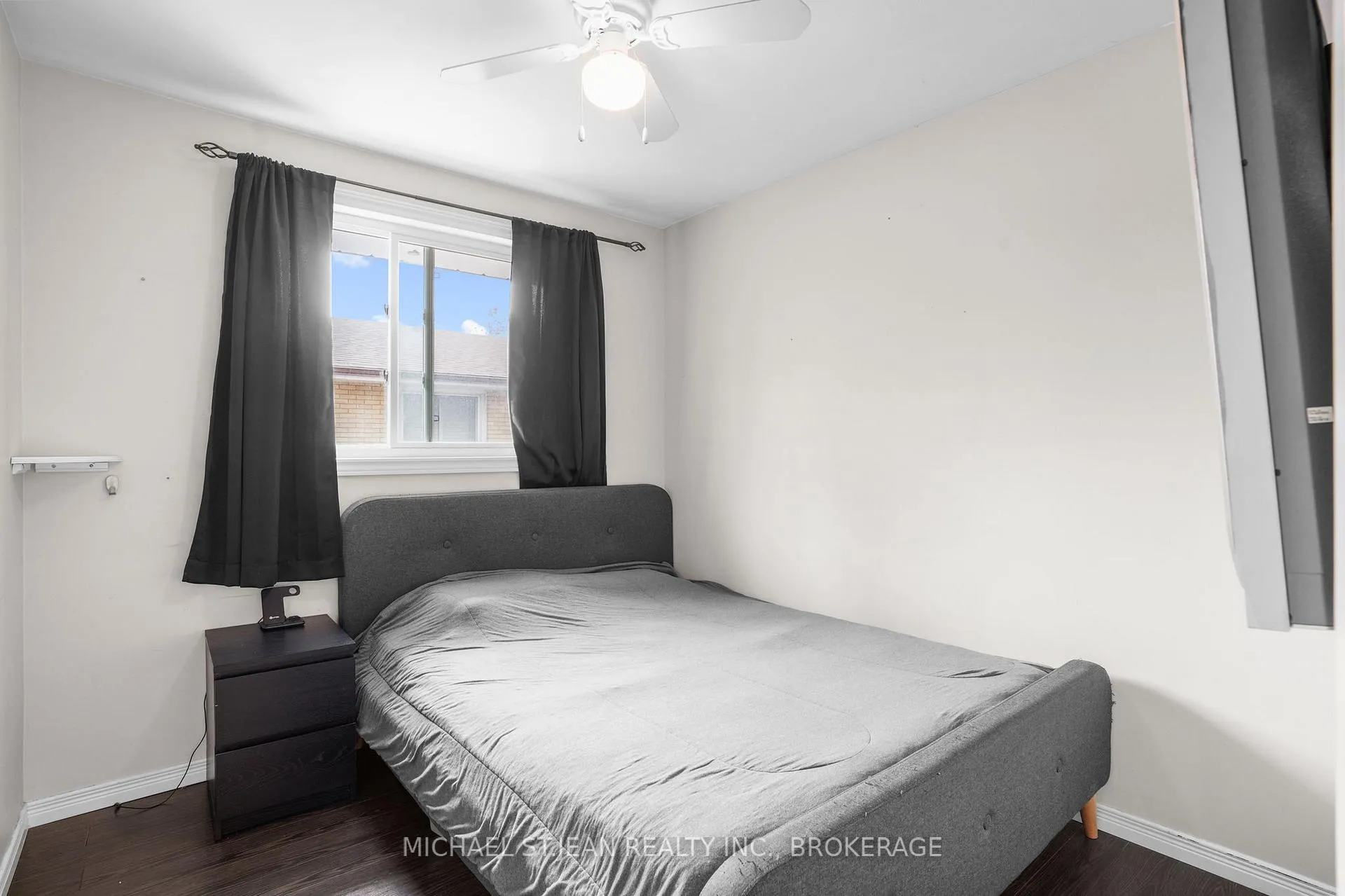 Photo 17 of 149 Greenford Drive, Hamilton, Greenford — HOMEH