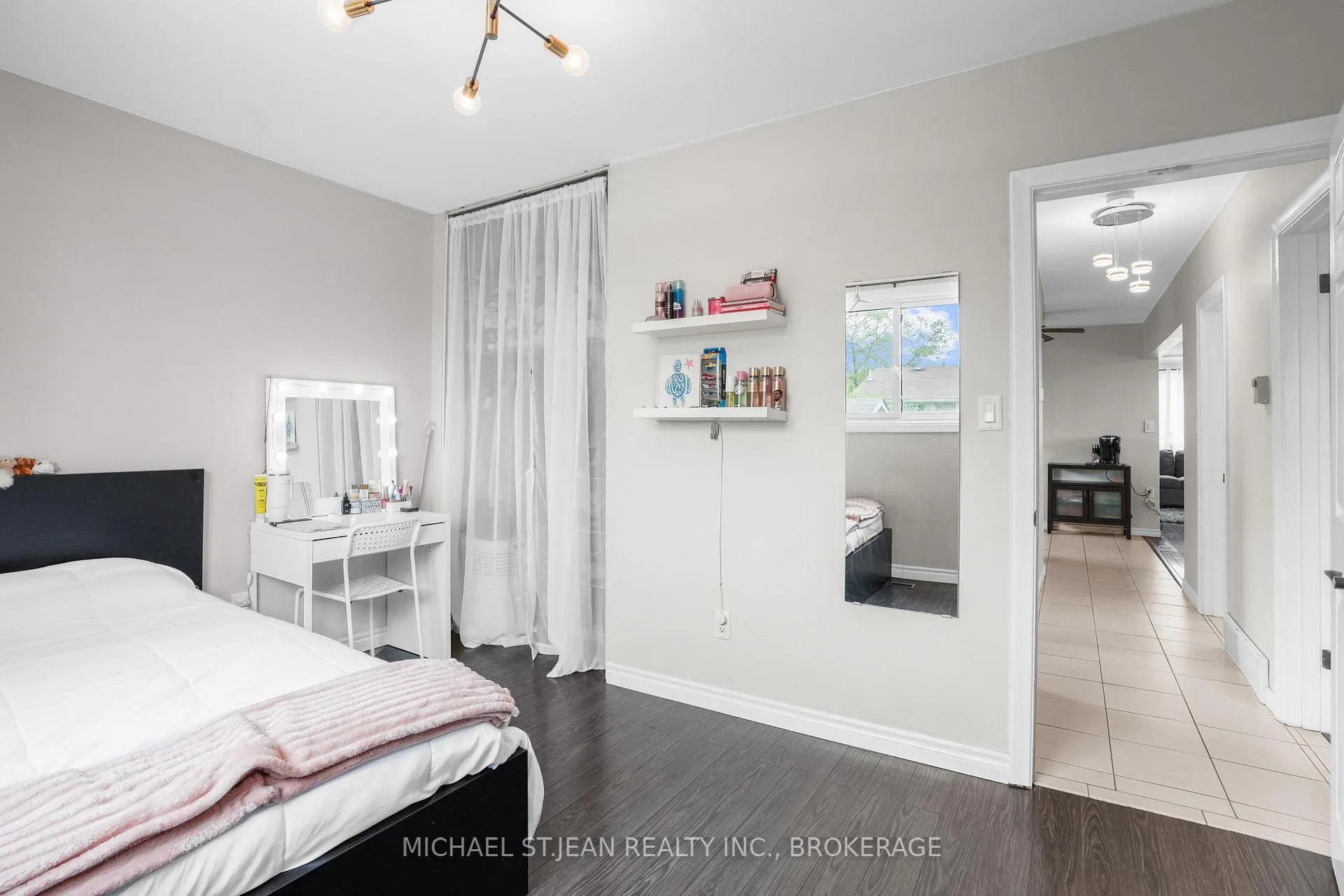 Photo 19 of 149 Greenford Drive, Hamilton, Greenford — HOMEH