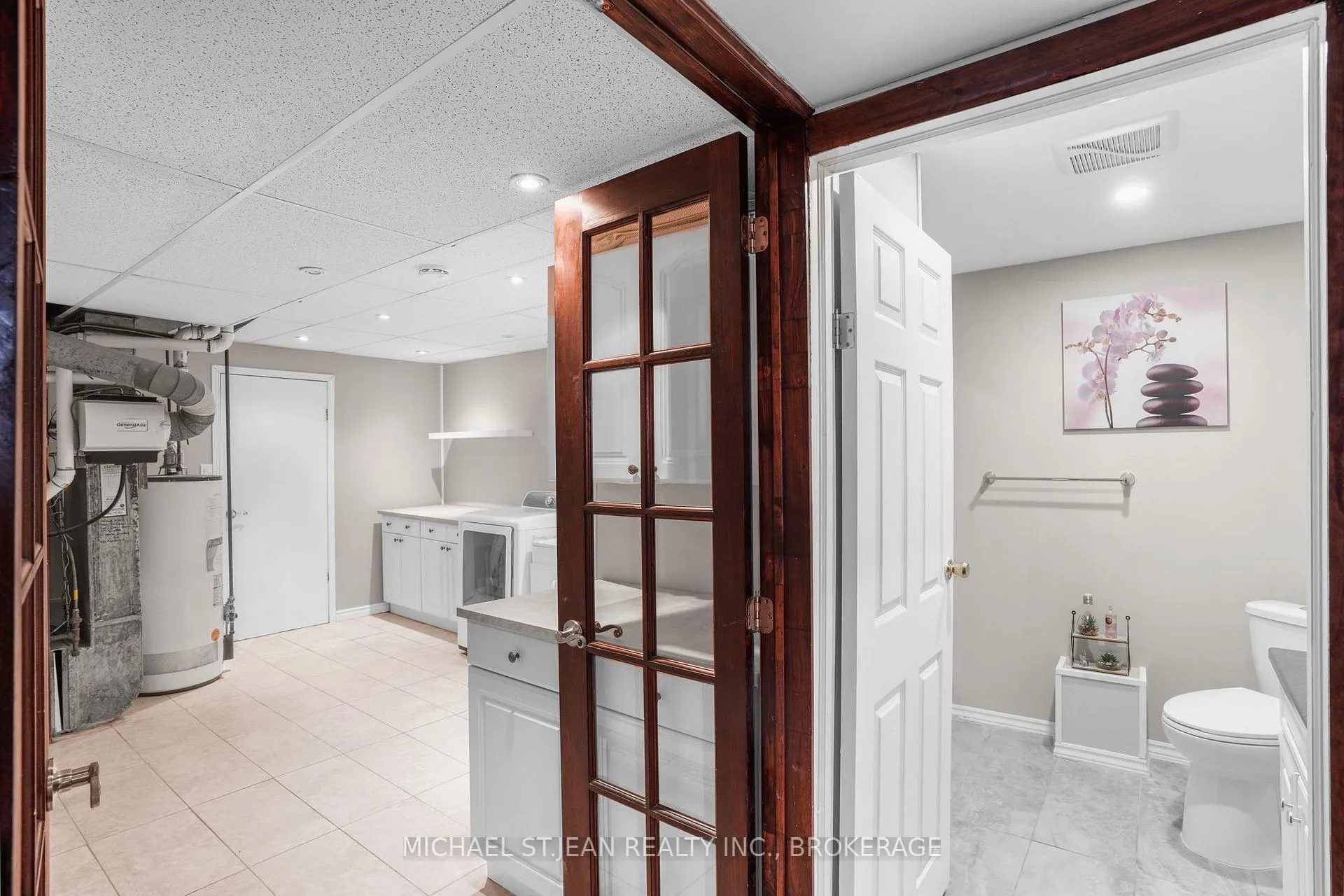 Photo 20 of 149 Greenford Drive, Hamilton, Greenford — HOMEH