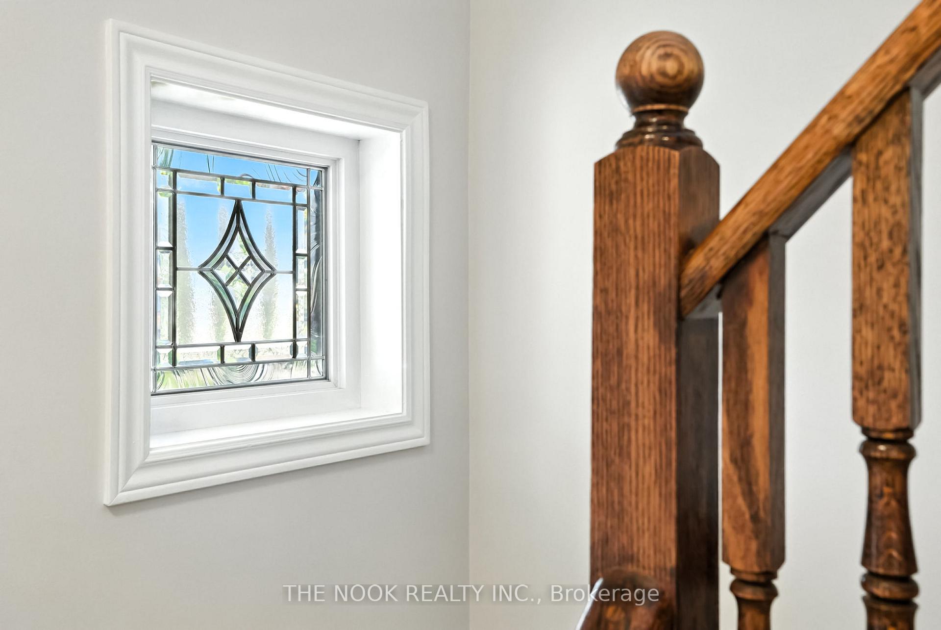 Photo 16 of 20 Kimble Avenue, Clarington, Bowmanville — HOMEH