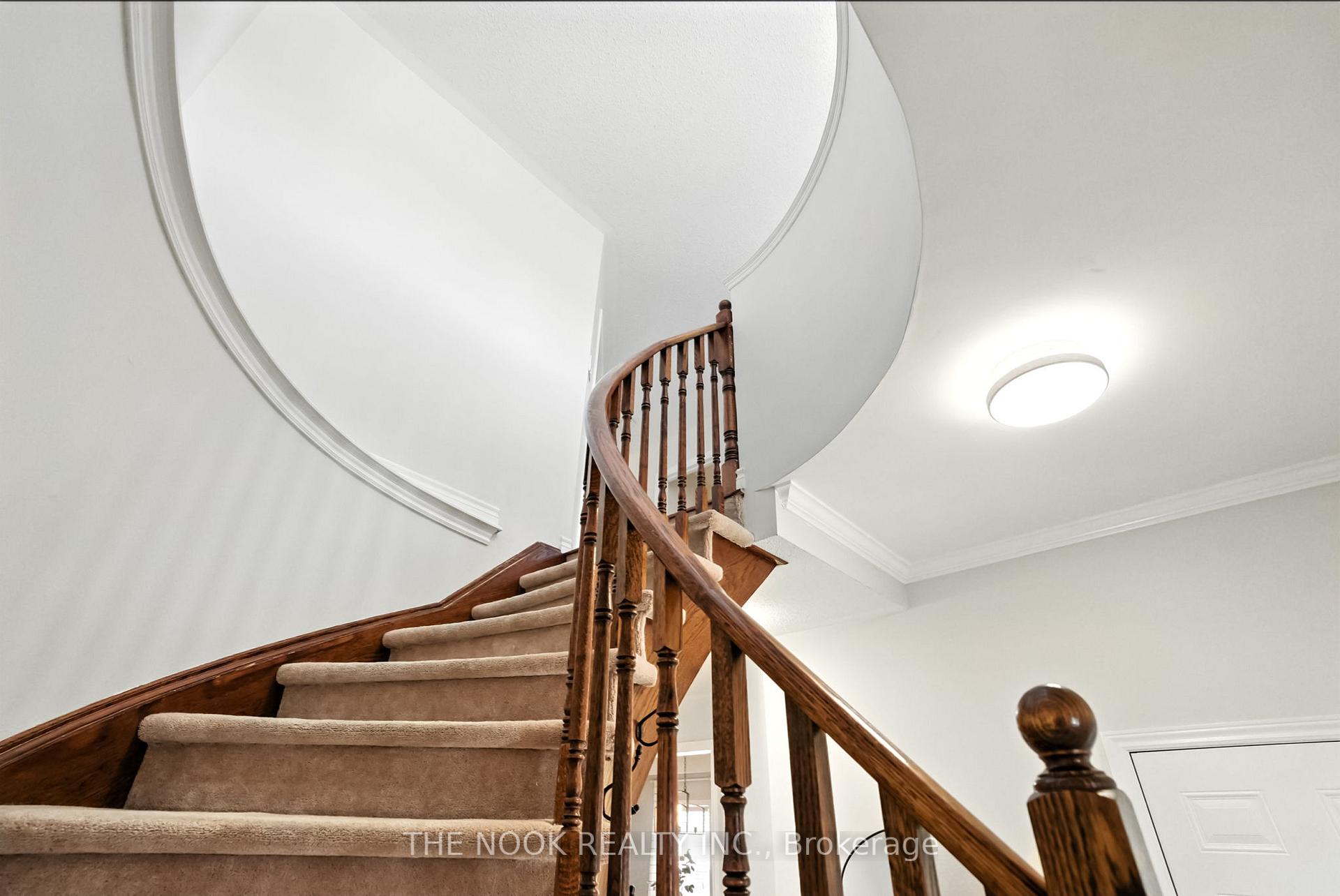 Photo 17 of 20 Kimble Avenue, Clarington, Bowmanville — HOMEH