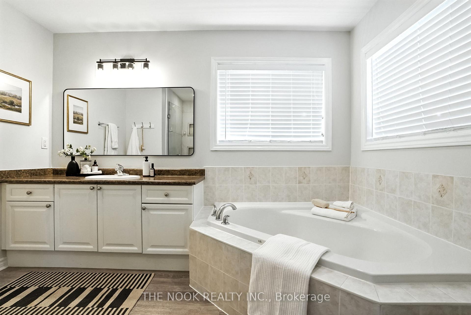 Photo 23 of 20 Kimble Avenue, Clarington, Bowmanville — HOMEH