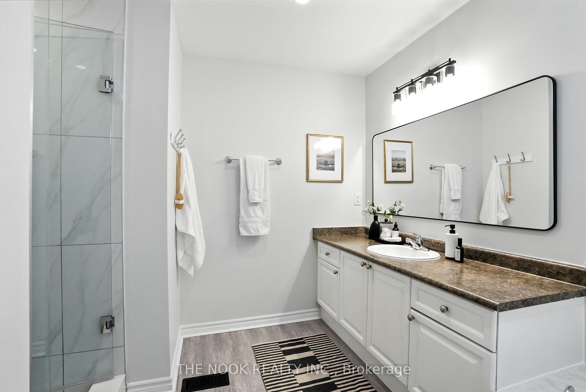 Photo 25 of 20 Kimble Avenue, Clarington, Bowmanville — HOMEH