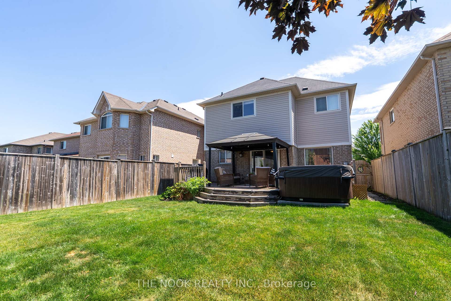 Photo 45 of 20 Kimble Avenue, Clarington, Bowmanville — HOMEH