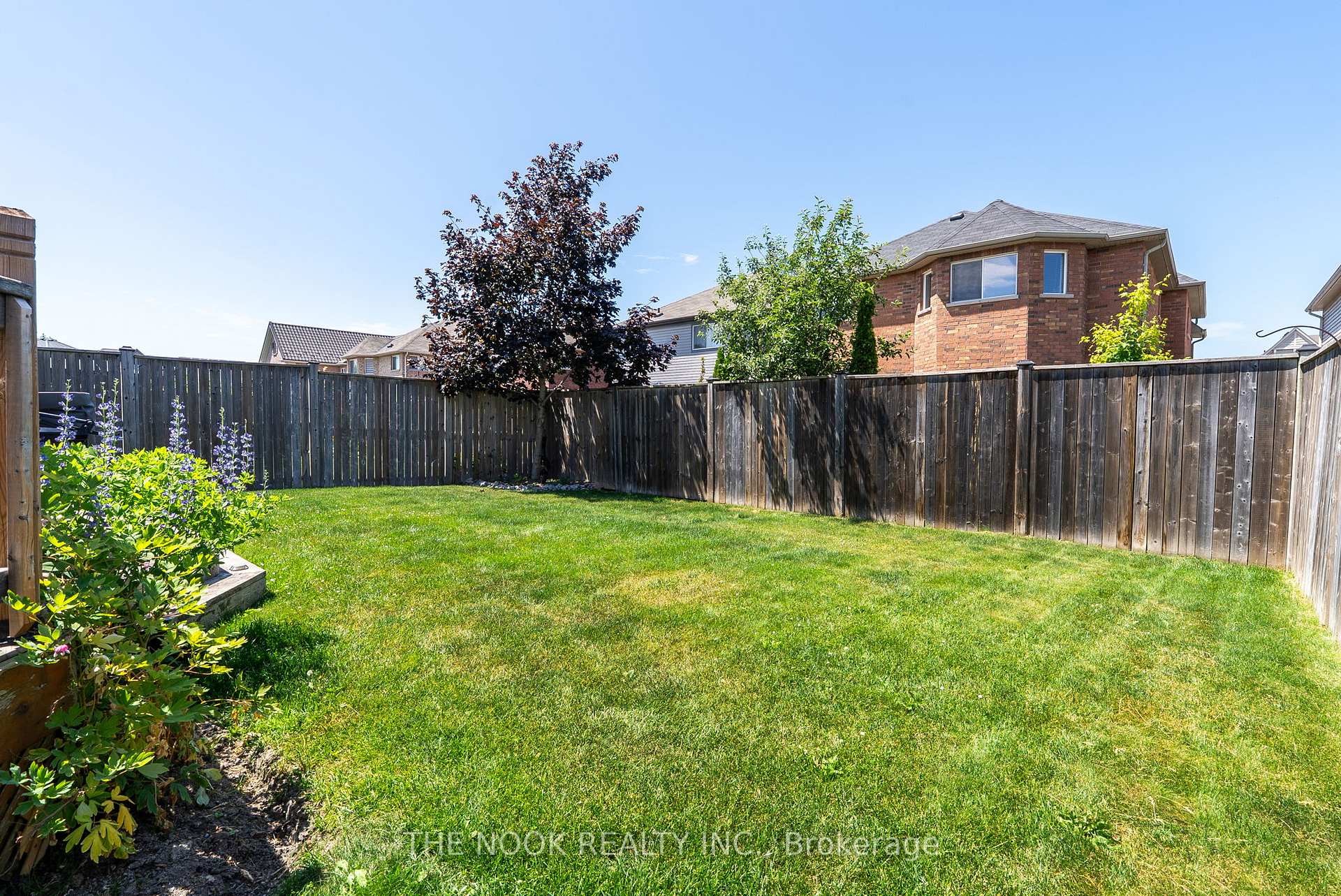 Photo 47 of 20 Kimble Avenue, Clarington, Bowmanville — HOMEH