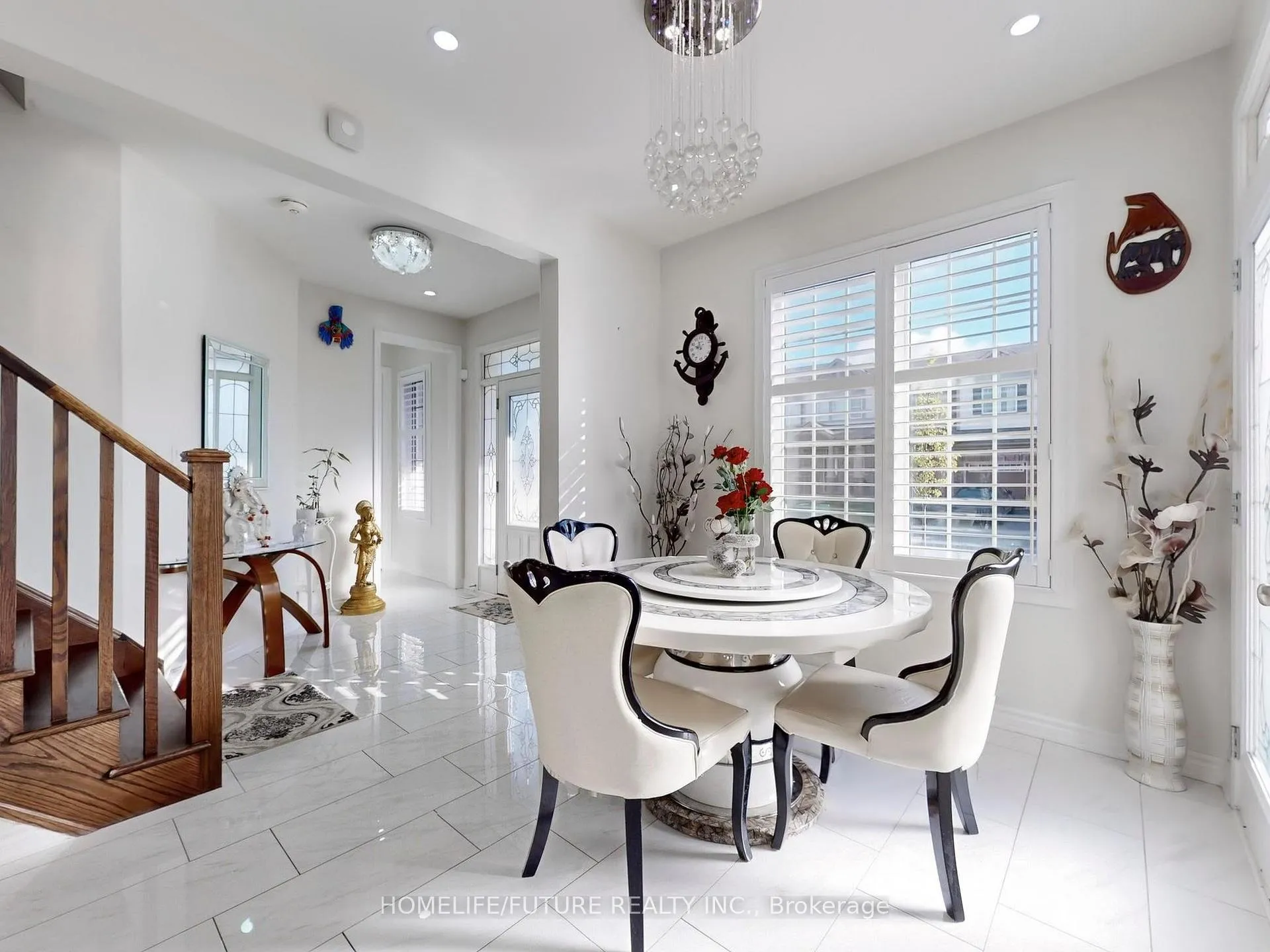 Photo 8 of 2427 Moonlight Crescent, Pickering, Rural Pickering — HOMEH