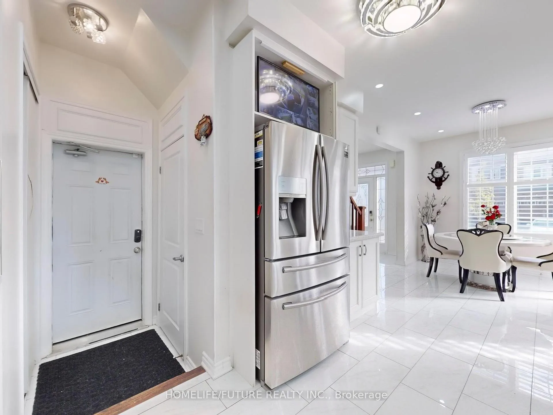 Photo 12 of 2427 Moonlight Crescent, Pickering, Rural Pickering — HOMEH