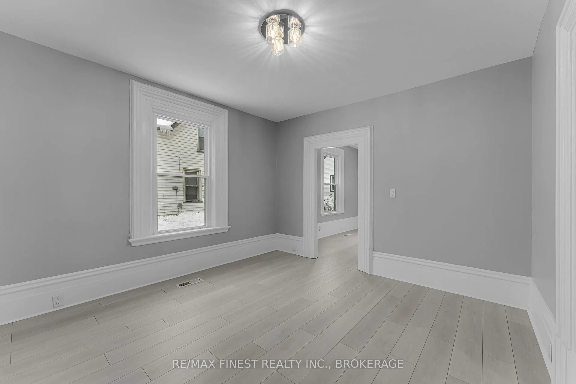 Photo 17 of 13 Kingston Street, Rideau Lakes, Rideau Lakes (South Crosby) Twp — HOMEH