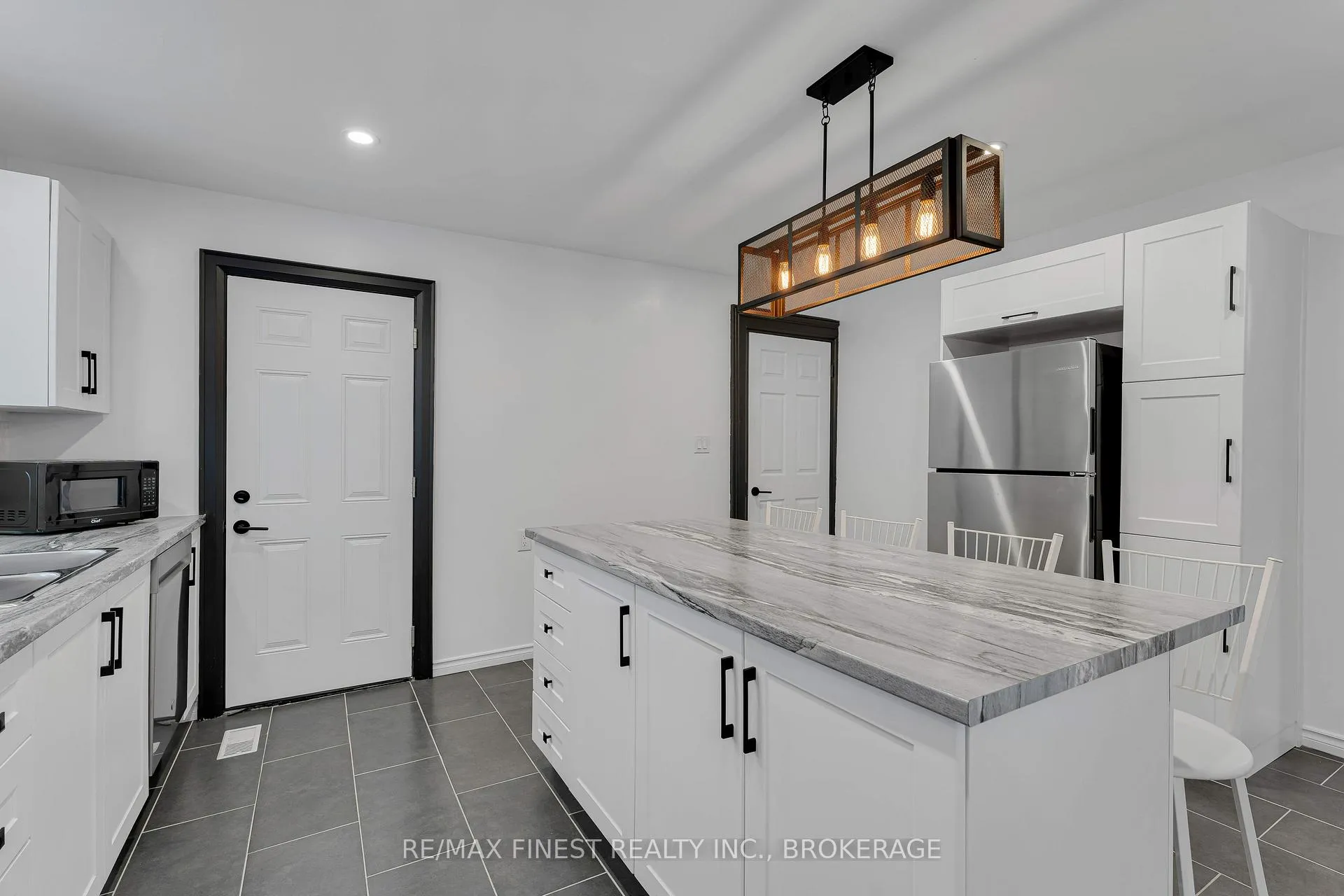 Photo 21 of 13 Kingston Street, Rideau Lakes, Rideau Lakes (South Crosby) Twp — HOMEH