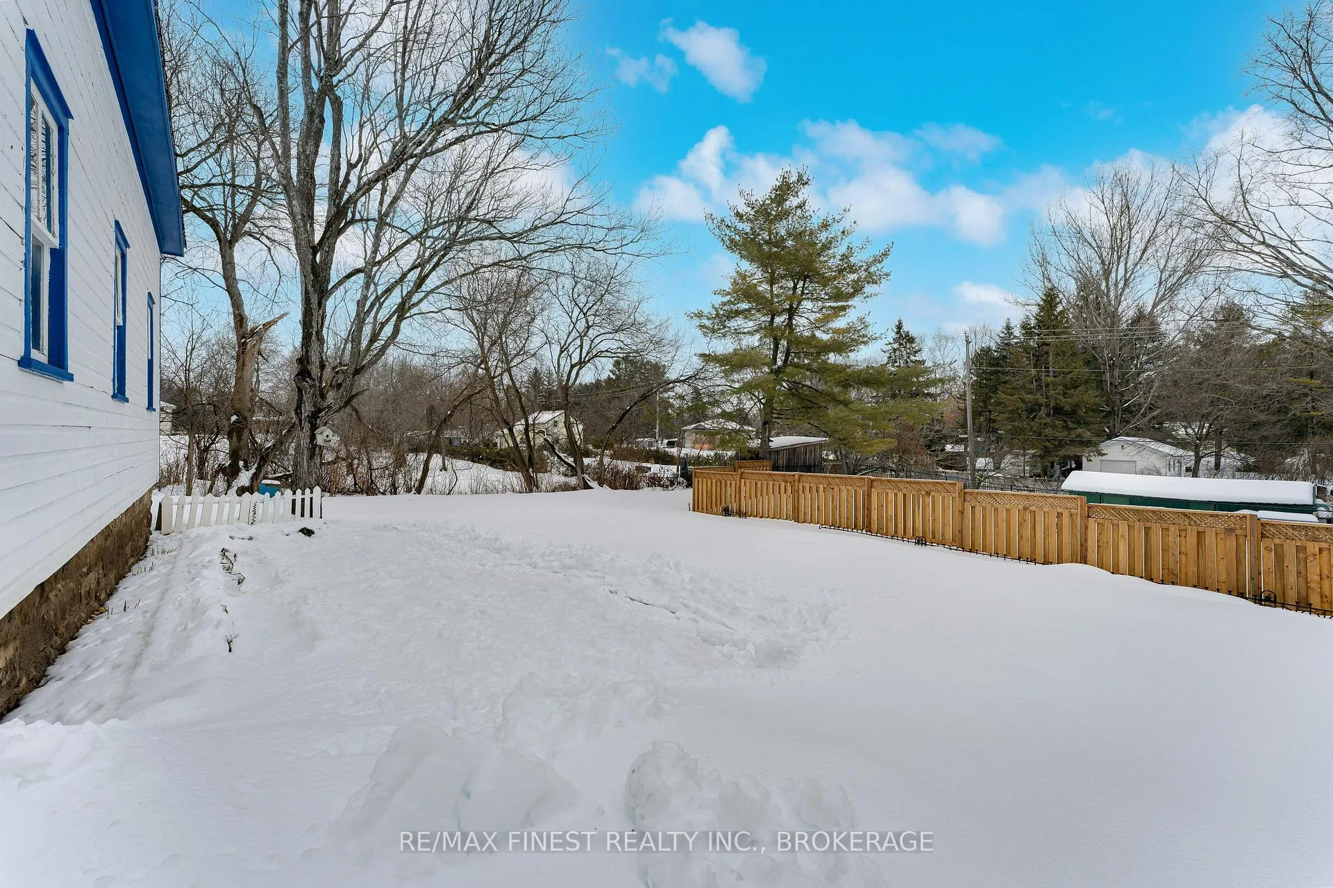 Photo 46 of 13 Kingston Street, Rideau Lakes, Rideau Lakes (South Crosby) Twp — HOMEH