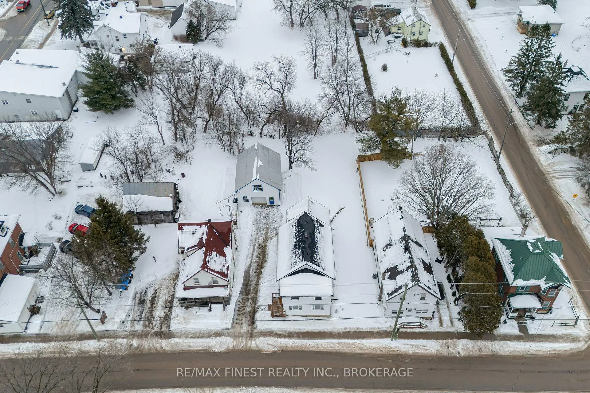 Photo 47 of 13 Kingston Street, Rideau Lakes, Rideau Lakes (South Crosby) Twp — HOMEH