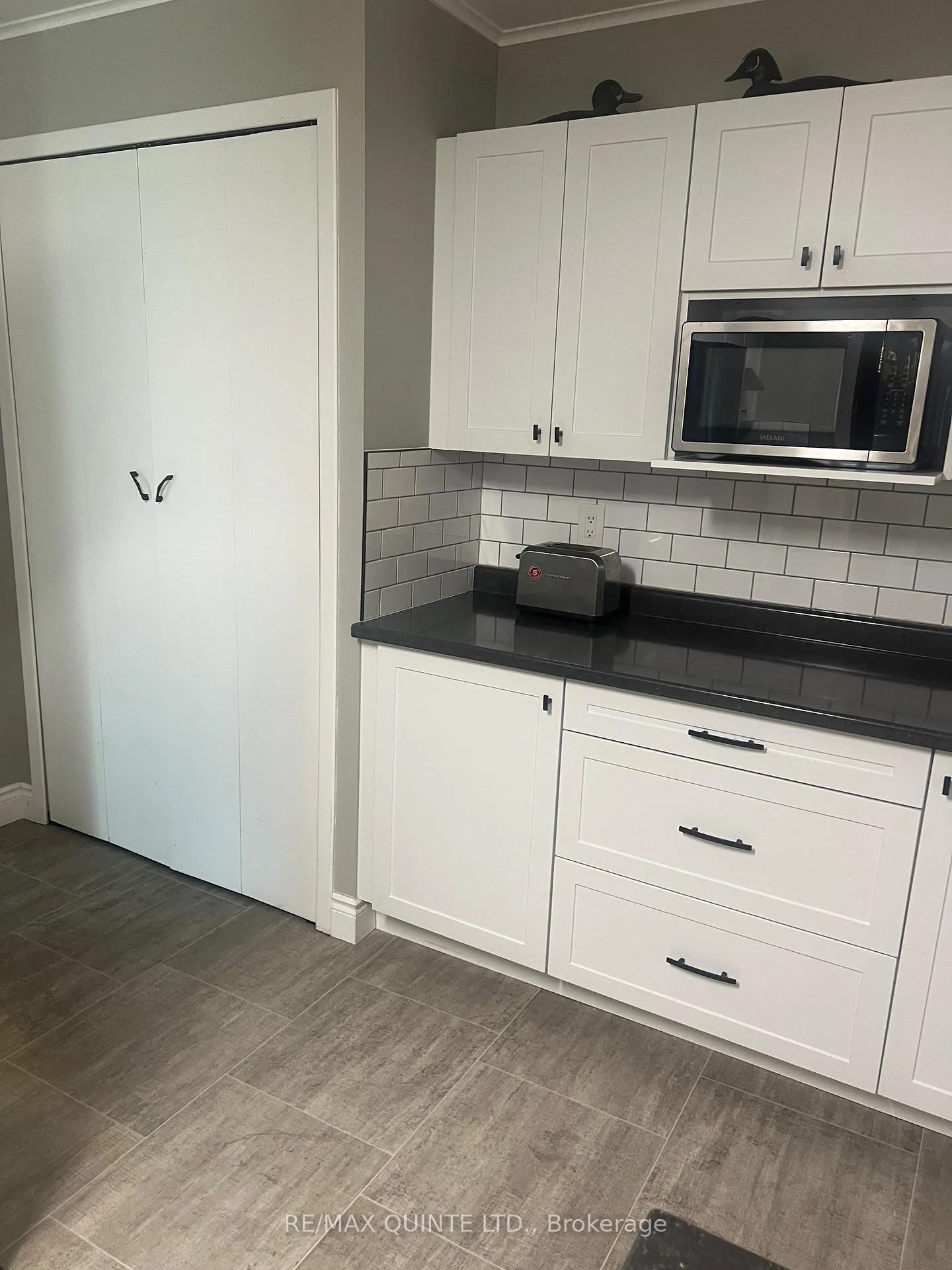 Photo 14 of 120 Thompson Road, Quinte West, Murray Ward — HOMEH