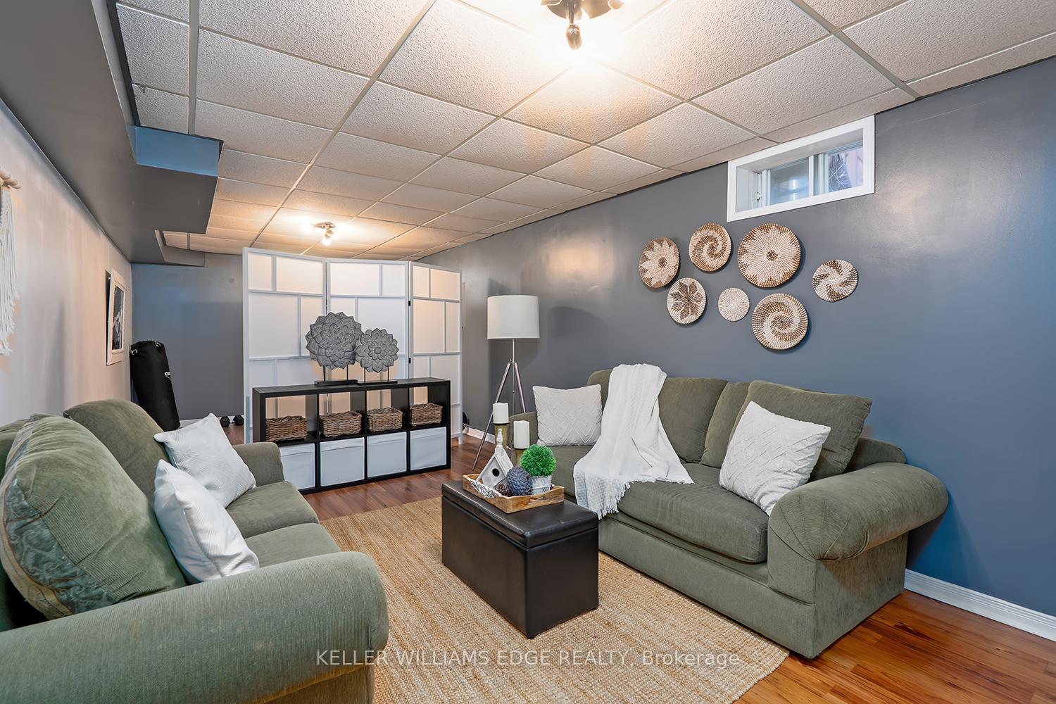 Photo 32 of 2264 Heidi Avenue, Burlington, Headon — HOMEH