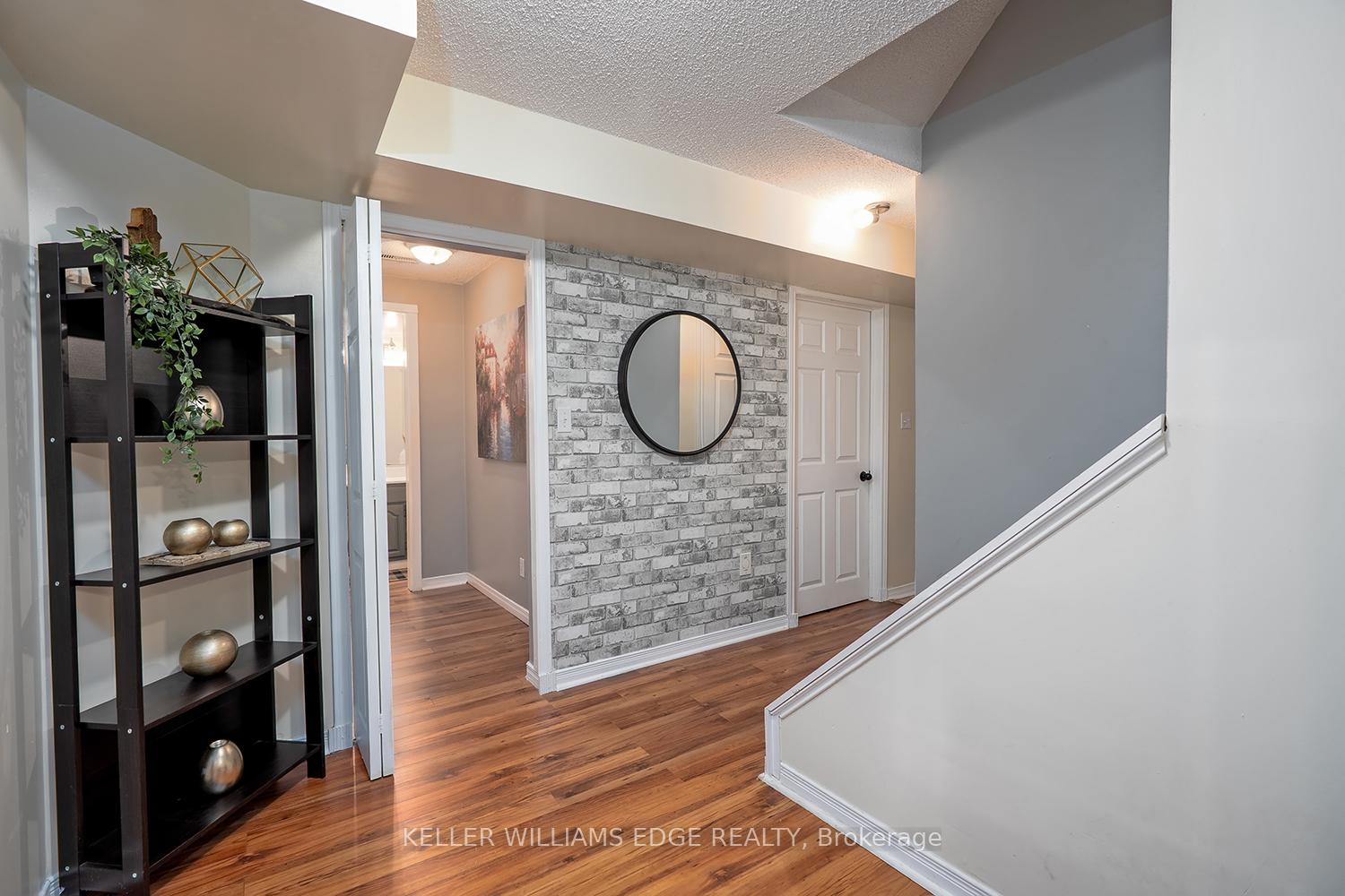 Photo 36 of 2264 Heidi Avenue, Burlington, Headon — HOMEH