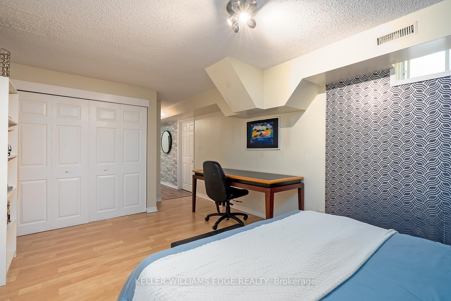Photo 39 of 2264 Heidi Avenue, Burlington, Headon — HOMEH