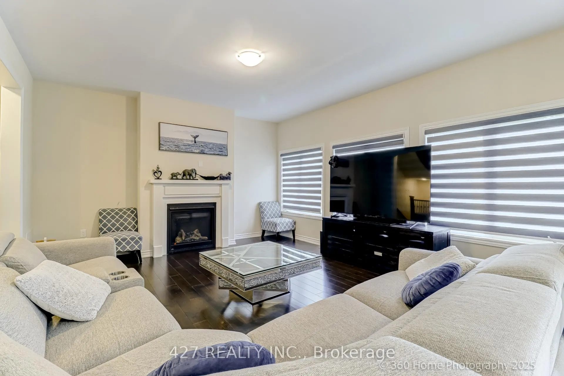 Photo 9 of 243 Danny Wheeler Boulevard, Georgina, Keswick North — HOMEH