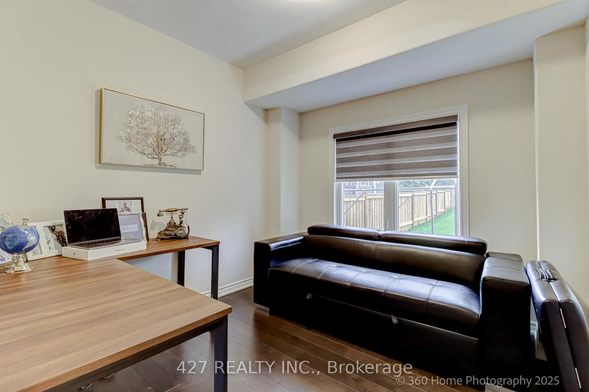Photo 11 of 243 Danny Wheeler Boulevard, Georgina, Keswick North — HOMEH