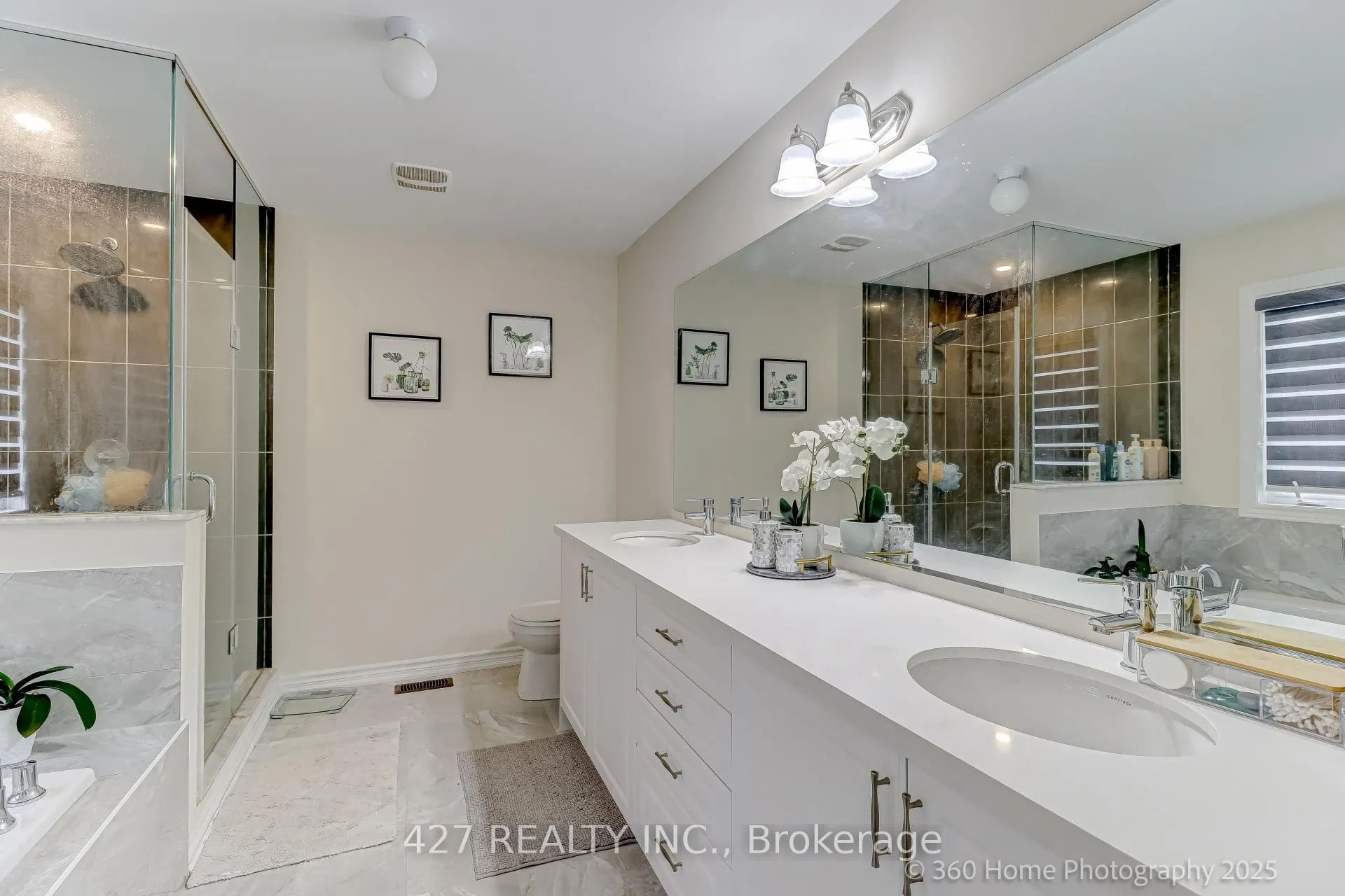 Photo 16 of 243 Danny Wheeler Boulevard, Georgina, Keswick North — HOMEH