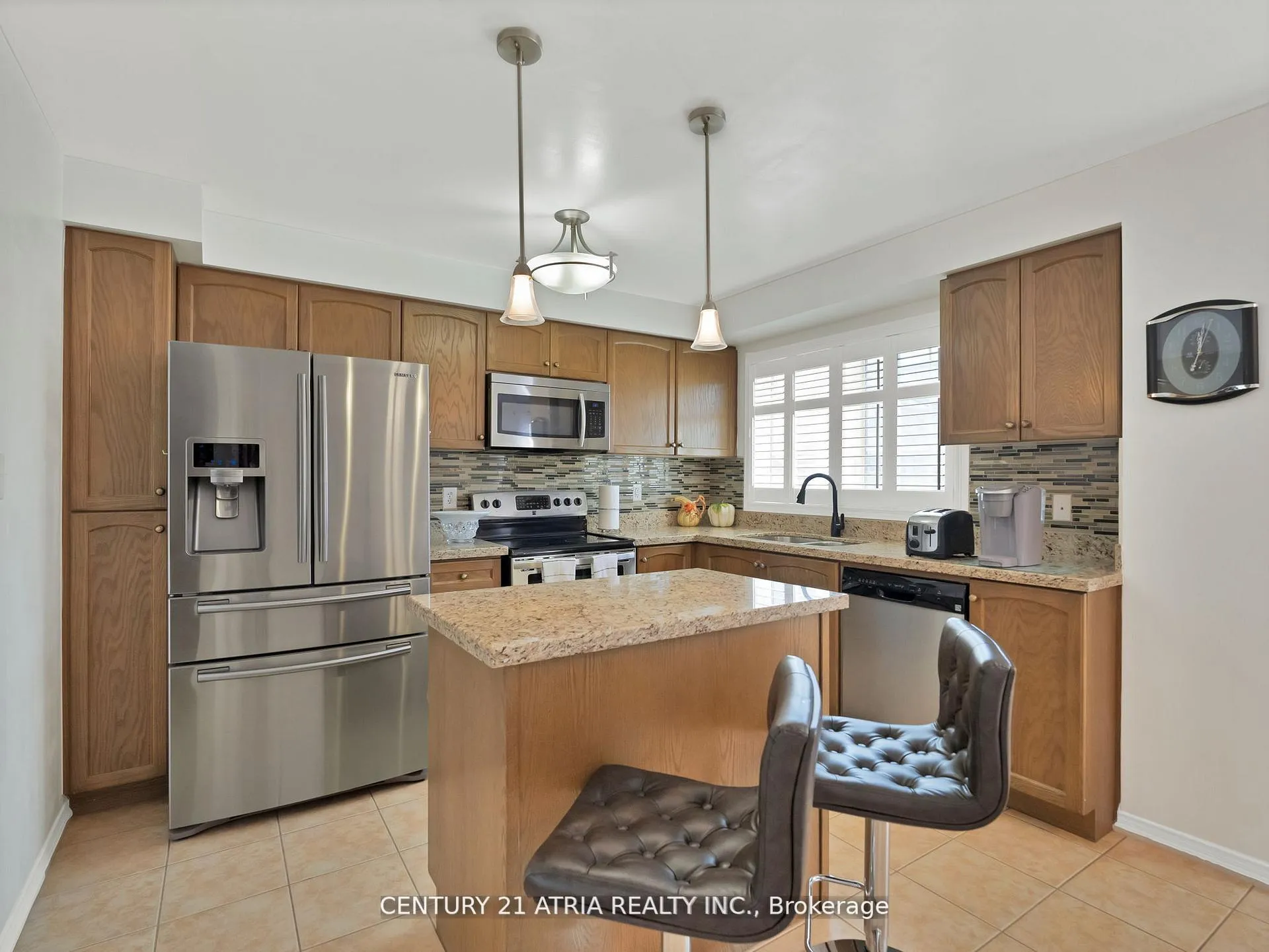 Photo 4 of 116 Barnham Street, Ajax, Central East — HOMEH
