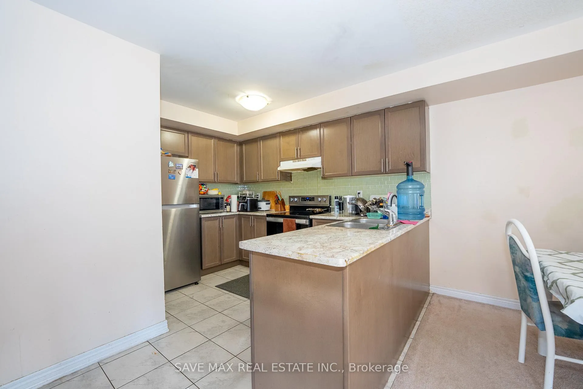 Photo 13 of Unit 43, 420 Linden Drive, Cambridge, Preston Heights — HOMEH