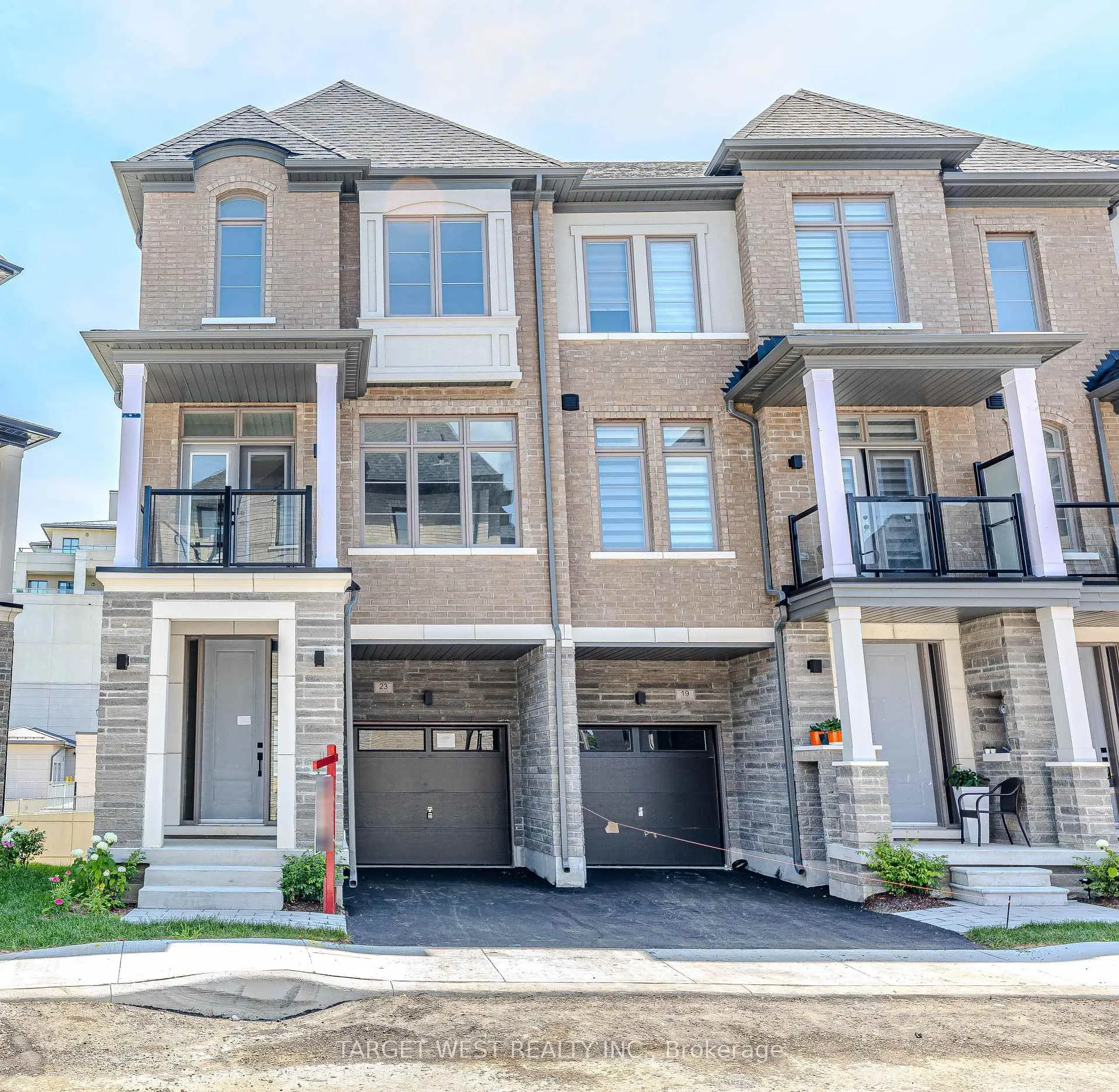 Front of 23 Archambault Way