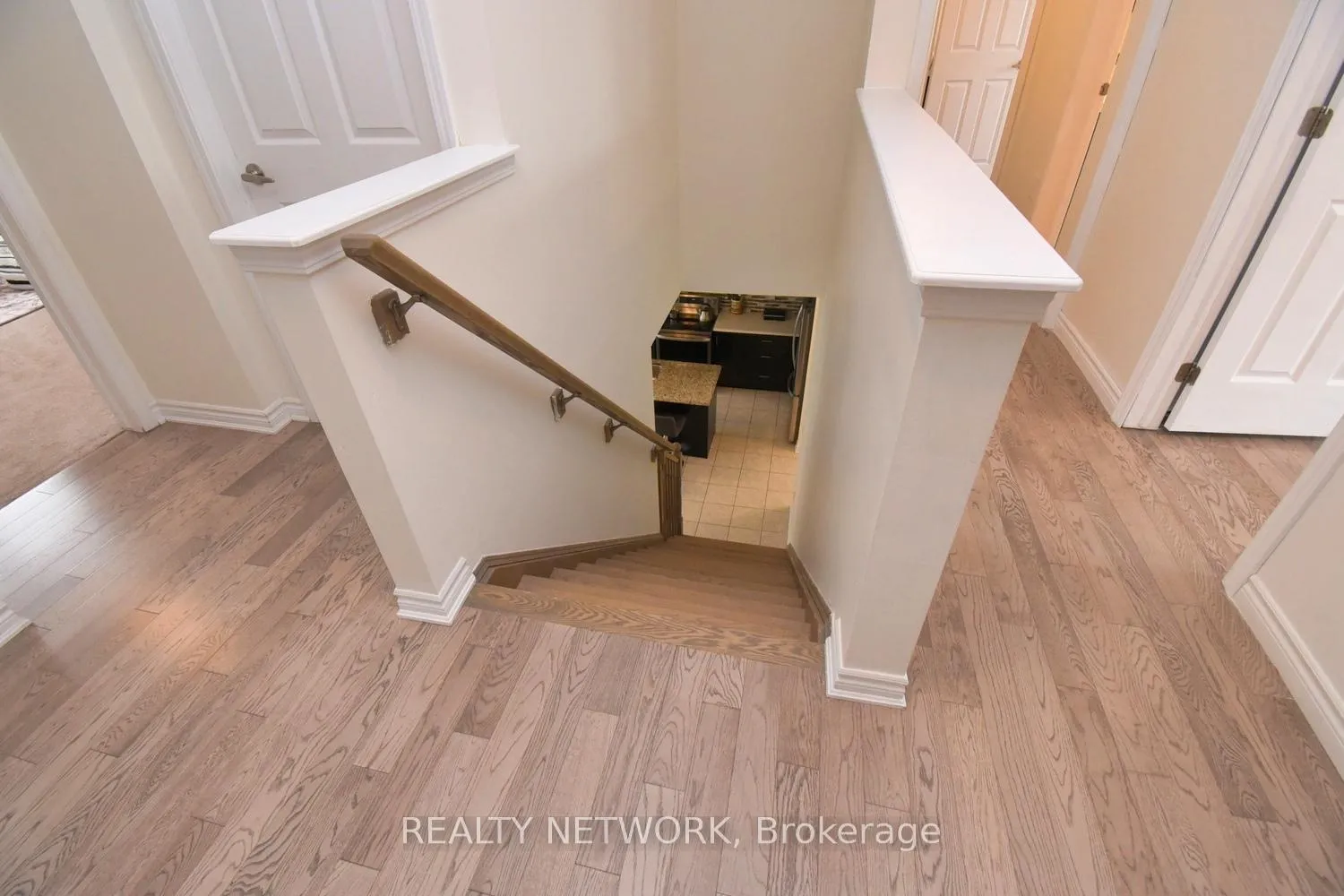 Photo 21 of 56 Forest Ridge Drive, Hamilton, Waterdown — HOMEH