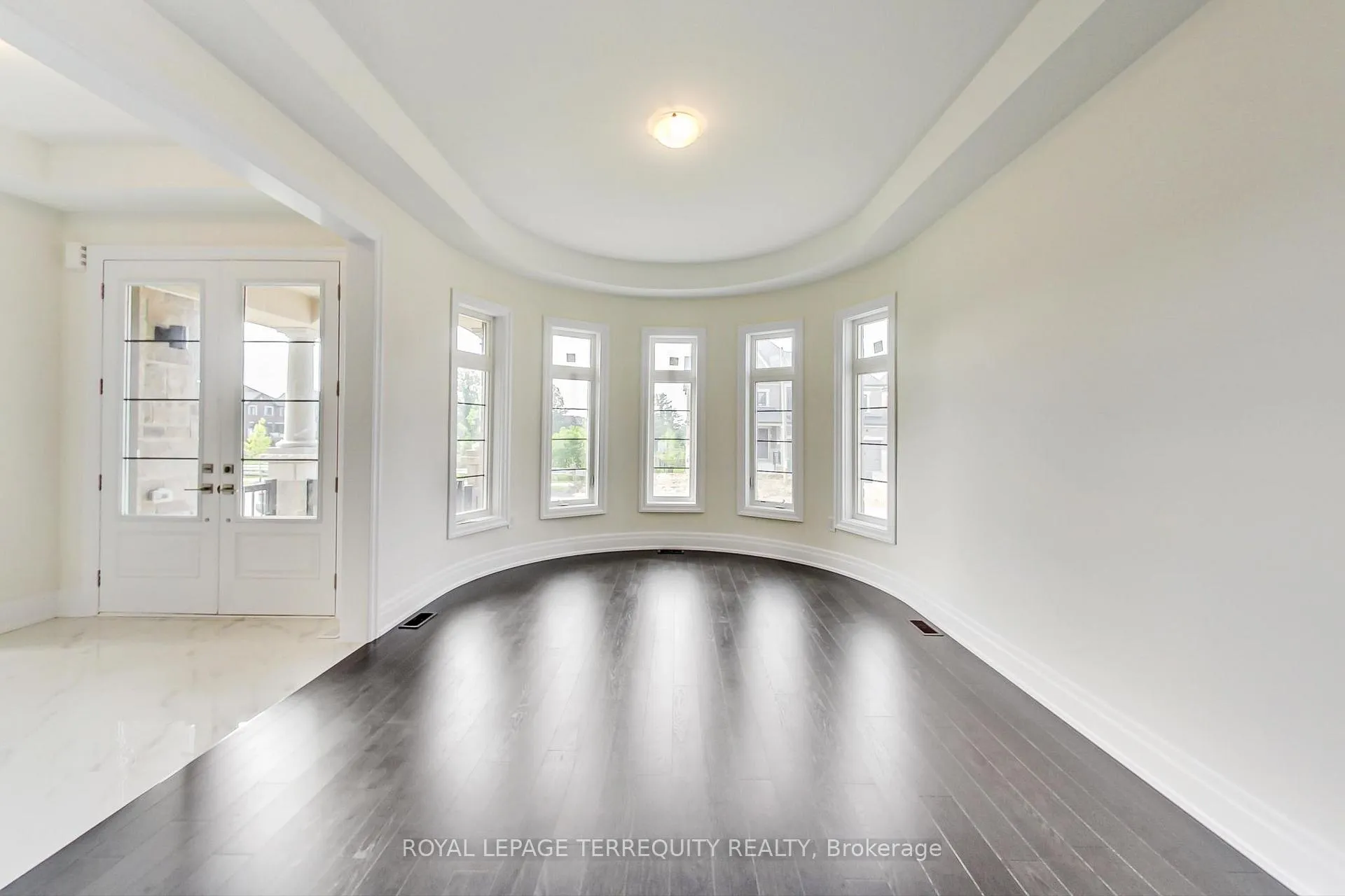 Photo 4 of 184 McMichael Avenue, Vaughan, Kleinburg — HOMEH