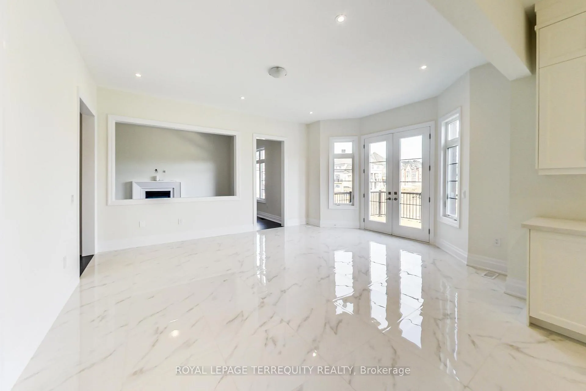 Photo 13 of 184 McMichael Avenue, Vaughan, Kleinburg — HOMEH