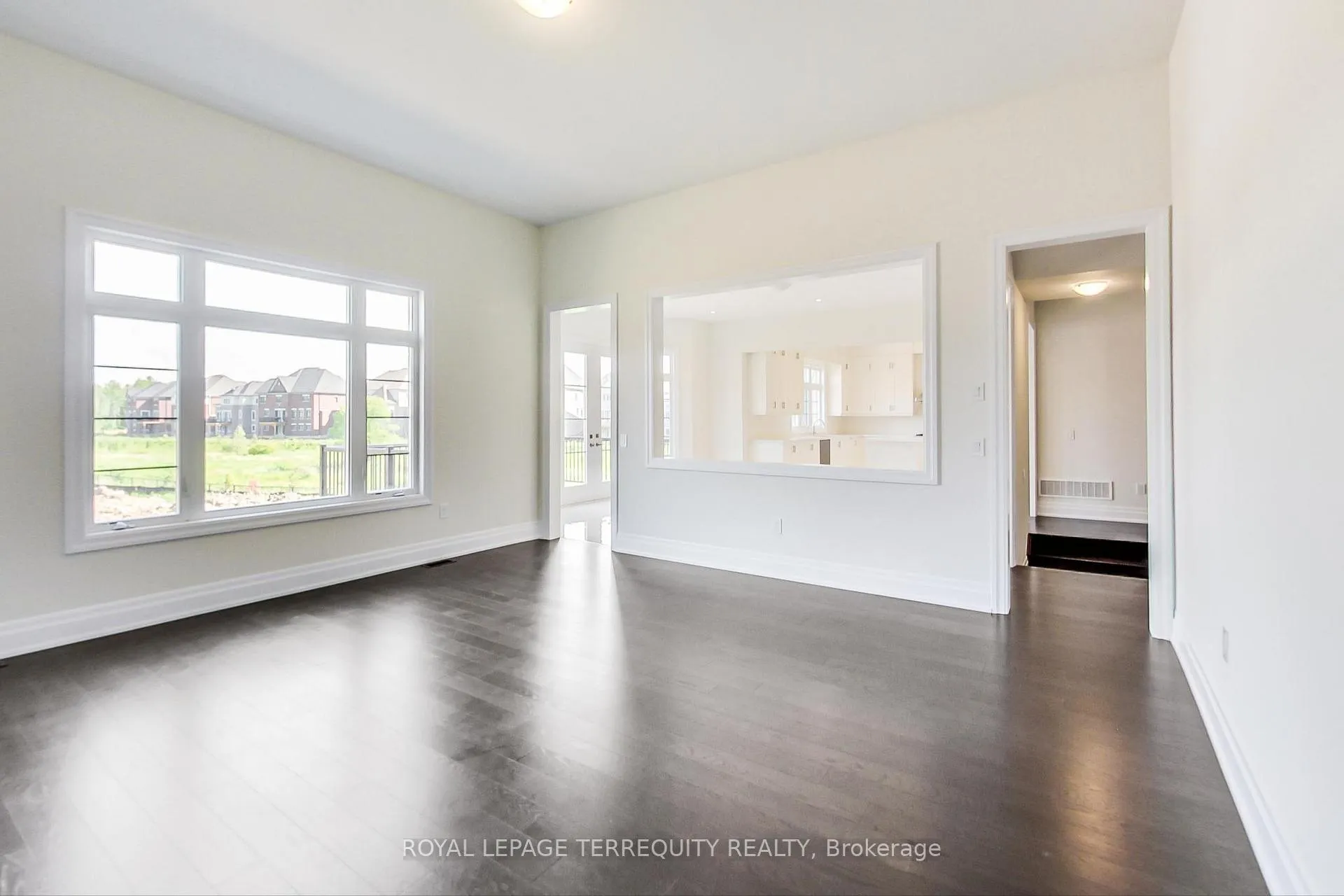 Photo 16 of 184 McMichael Avenue, Vaughan, Kleinburg — HOMEH
