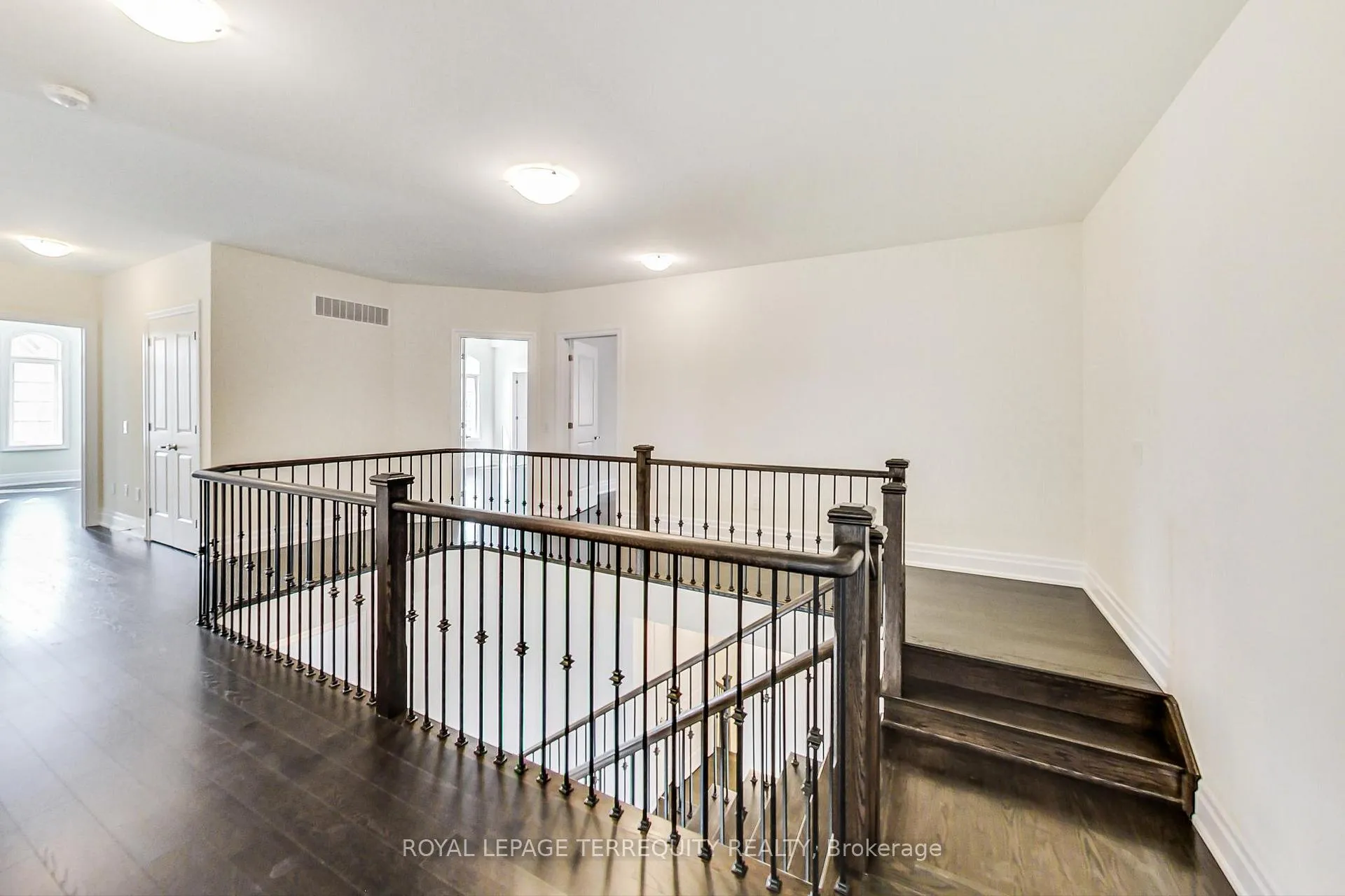 Photo 19 of 184 McMichael Avenue, Vaughan, Kleinburg — HOMEH