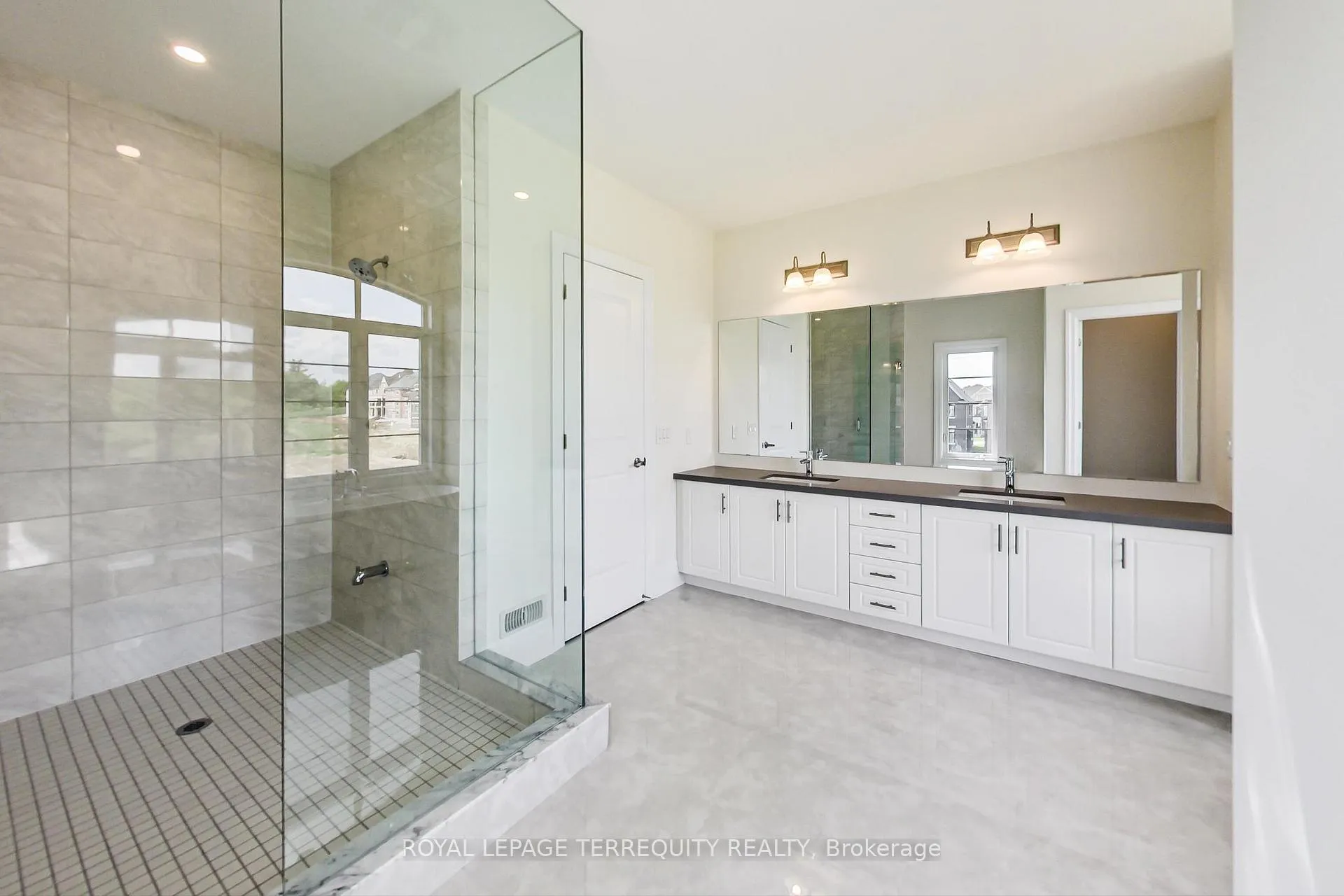 Photo 26 of 184 McMichael Avenue, Vaughan, Kleinburg — HOMEH