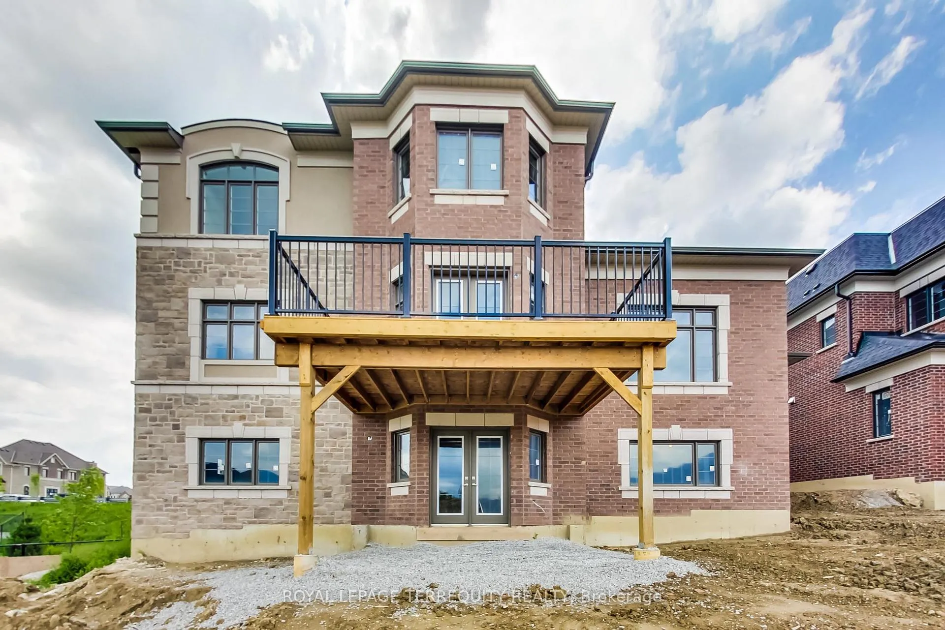 Photo 38 of 184 McMichael Avenue, Vaughan, Kleinburg — HOMEH